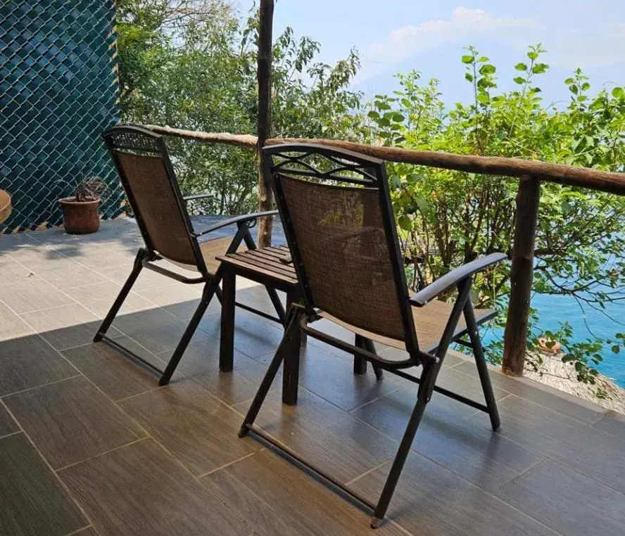 One-Bedroom Apartment in Atitlan Sunset Lodge One-Bedroom Apartment in Atitlan Sunset Lodge