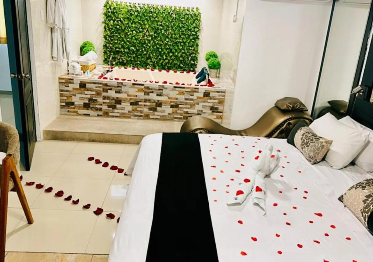 Bed in Monterrico Hotel Perú