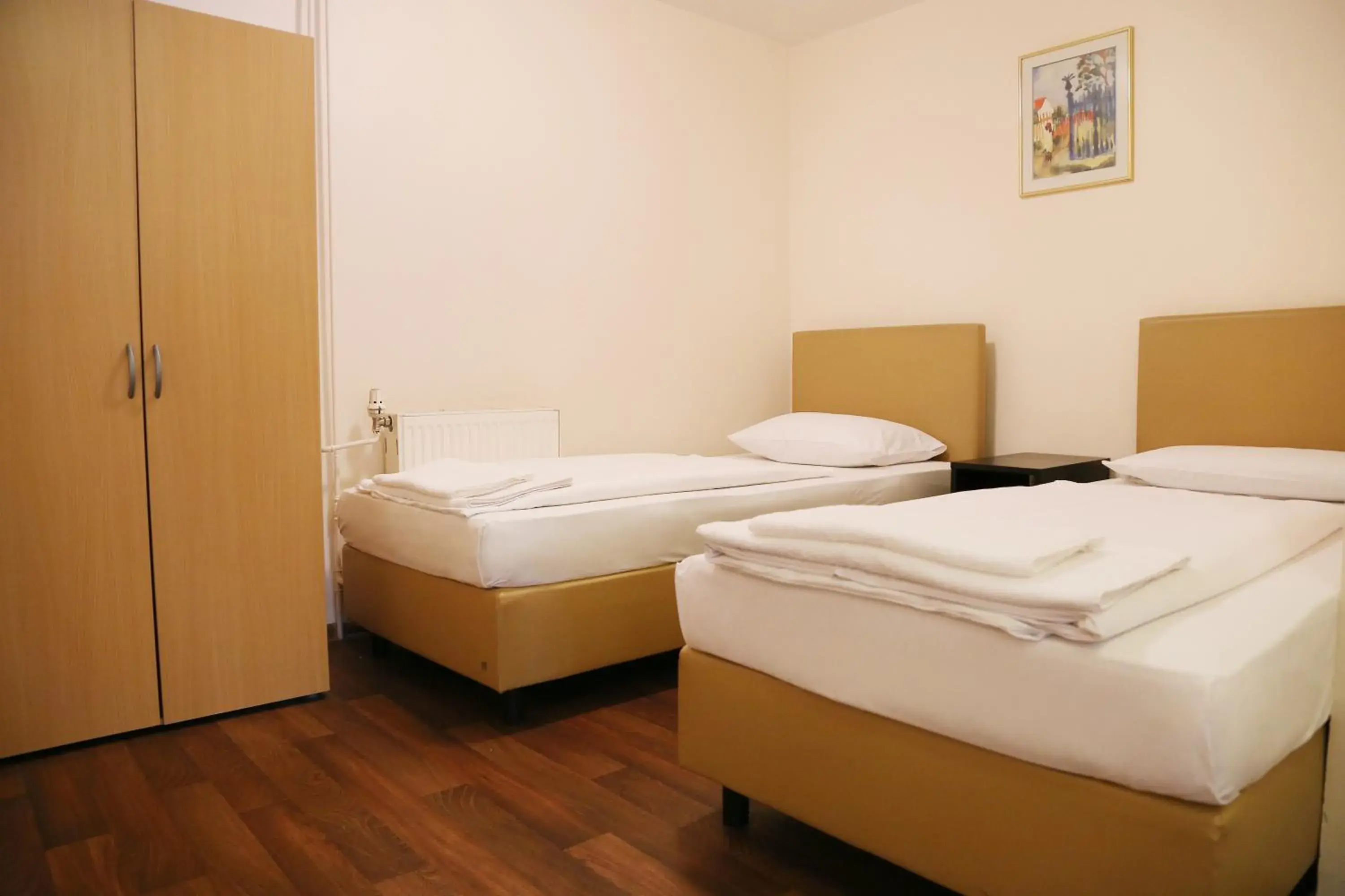 Quadruple Room in Pension Alpha Quadruple Room in Pension Alpha