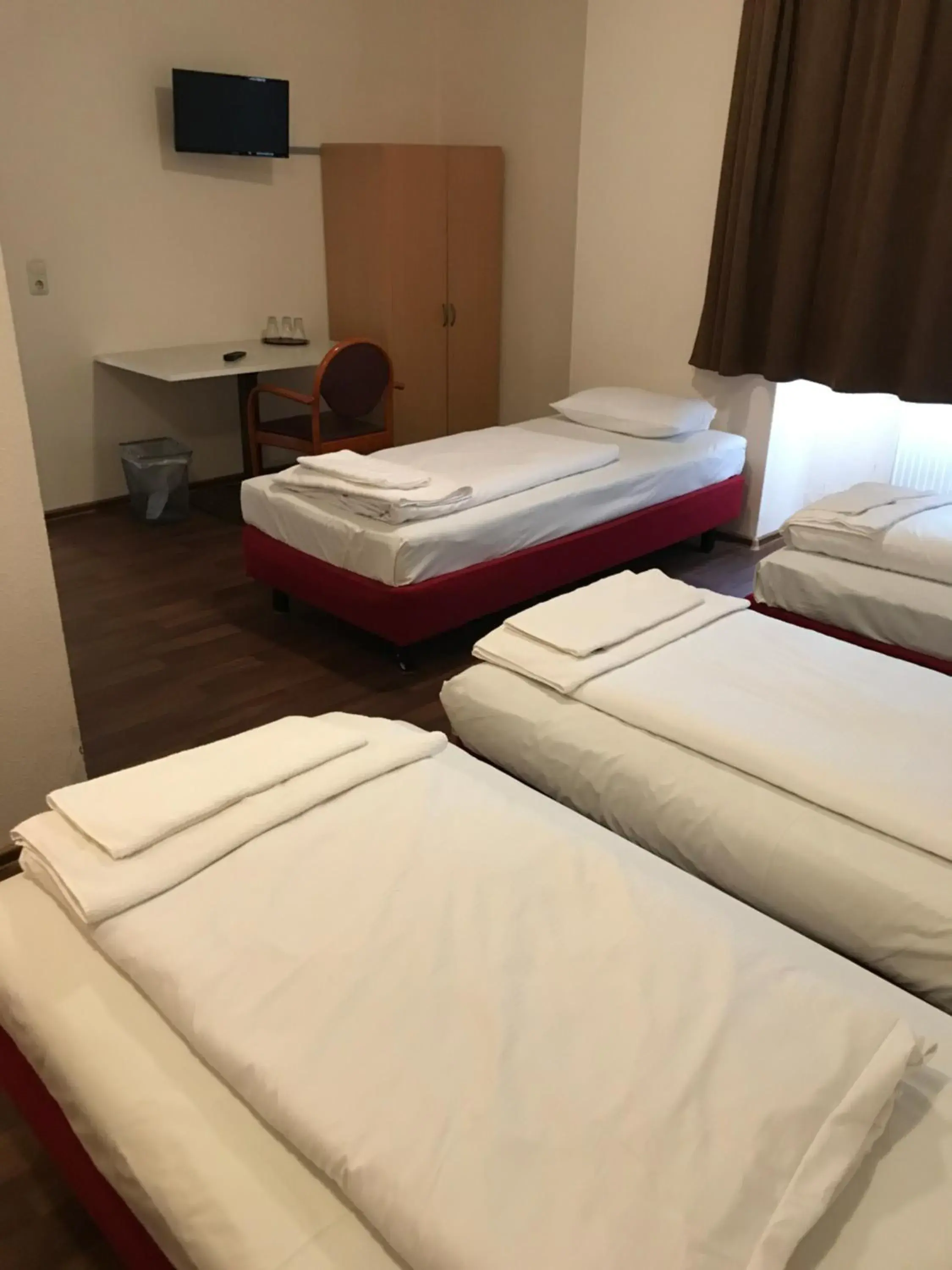 Quadruple Room in Pension Alpha Quadruple Room in Pension Alpha