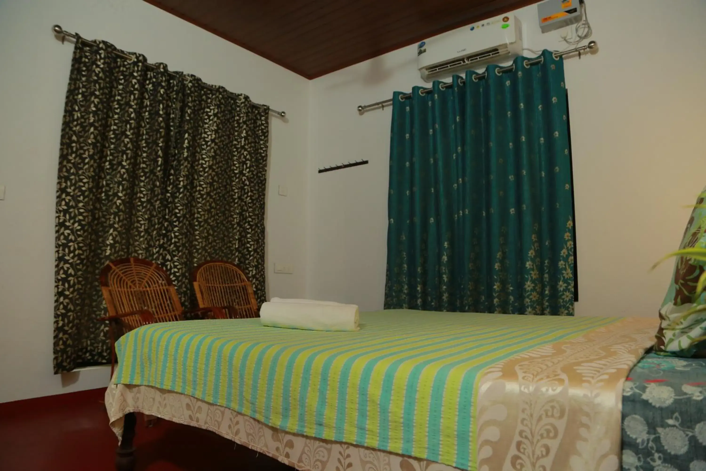 Deluxe Double or Twin Room in Marari Charlys Homestay Deluxe Double or Twin Room in Marari Charlys Homestay