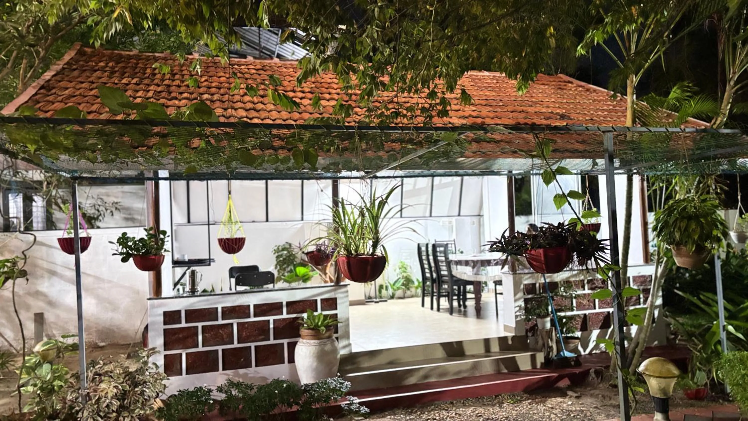 Marari Charlys Homestay