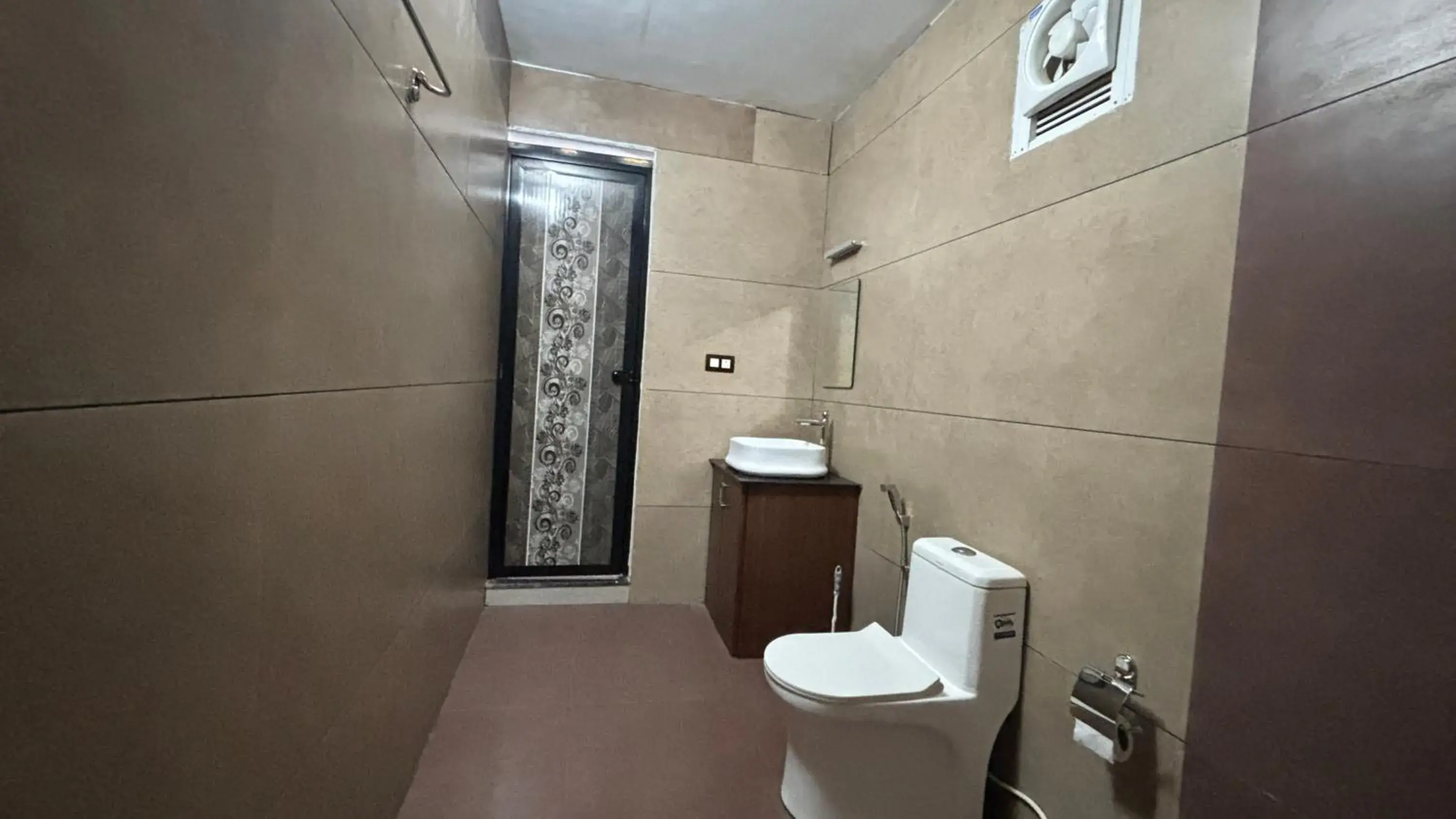 Double Room with Balcony in Marari Charlys Homestay Double Room with Balcony in Marari Charlys Homestay