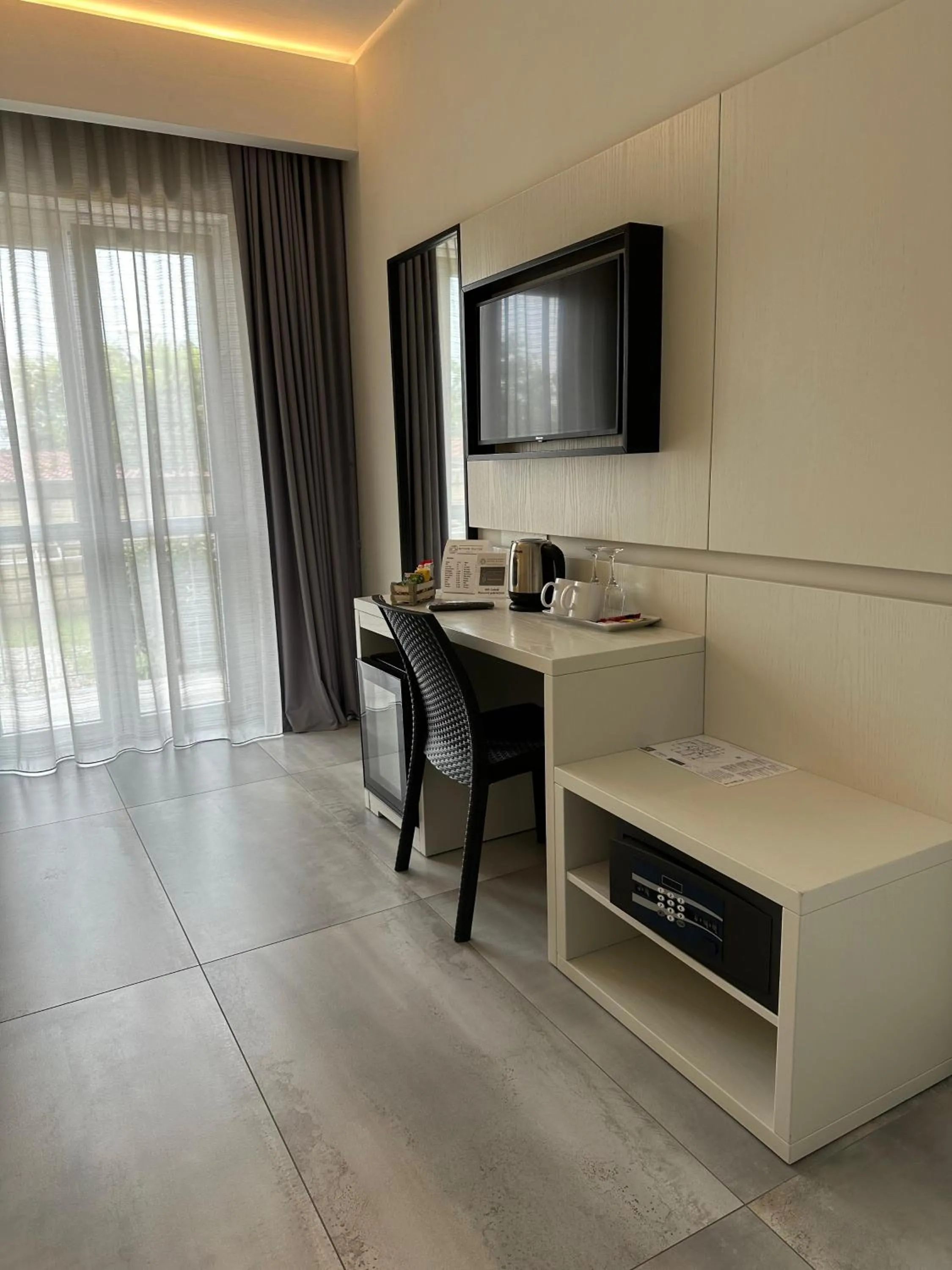 TV and multimedia in Gabriel Holidays Tropea
