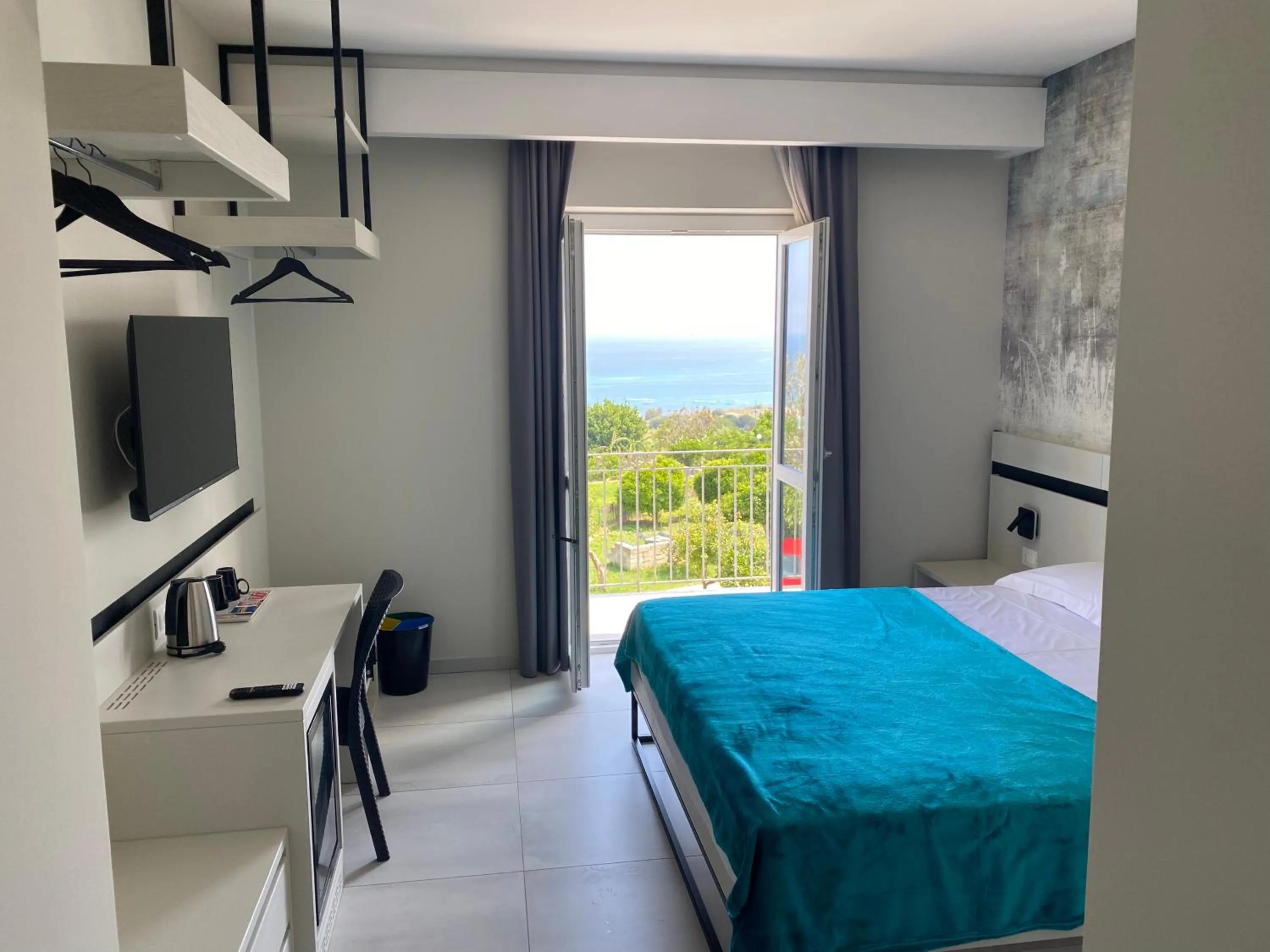 Bed in Gabriel Holidays Tropea