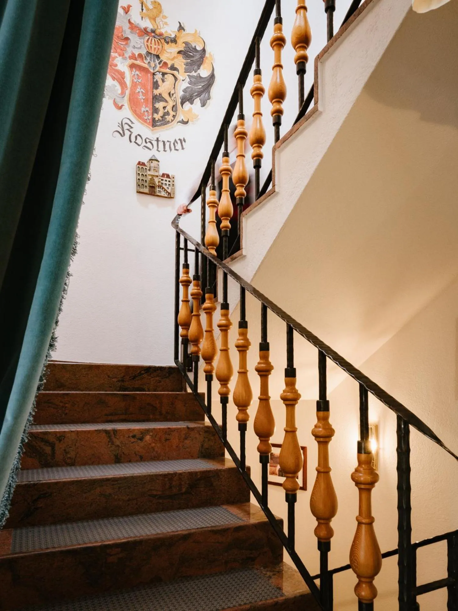 Decorative detail in Garni Fany