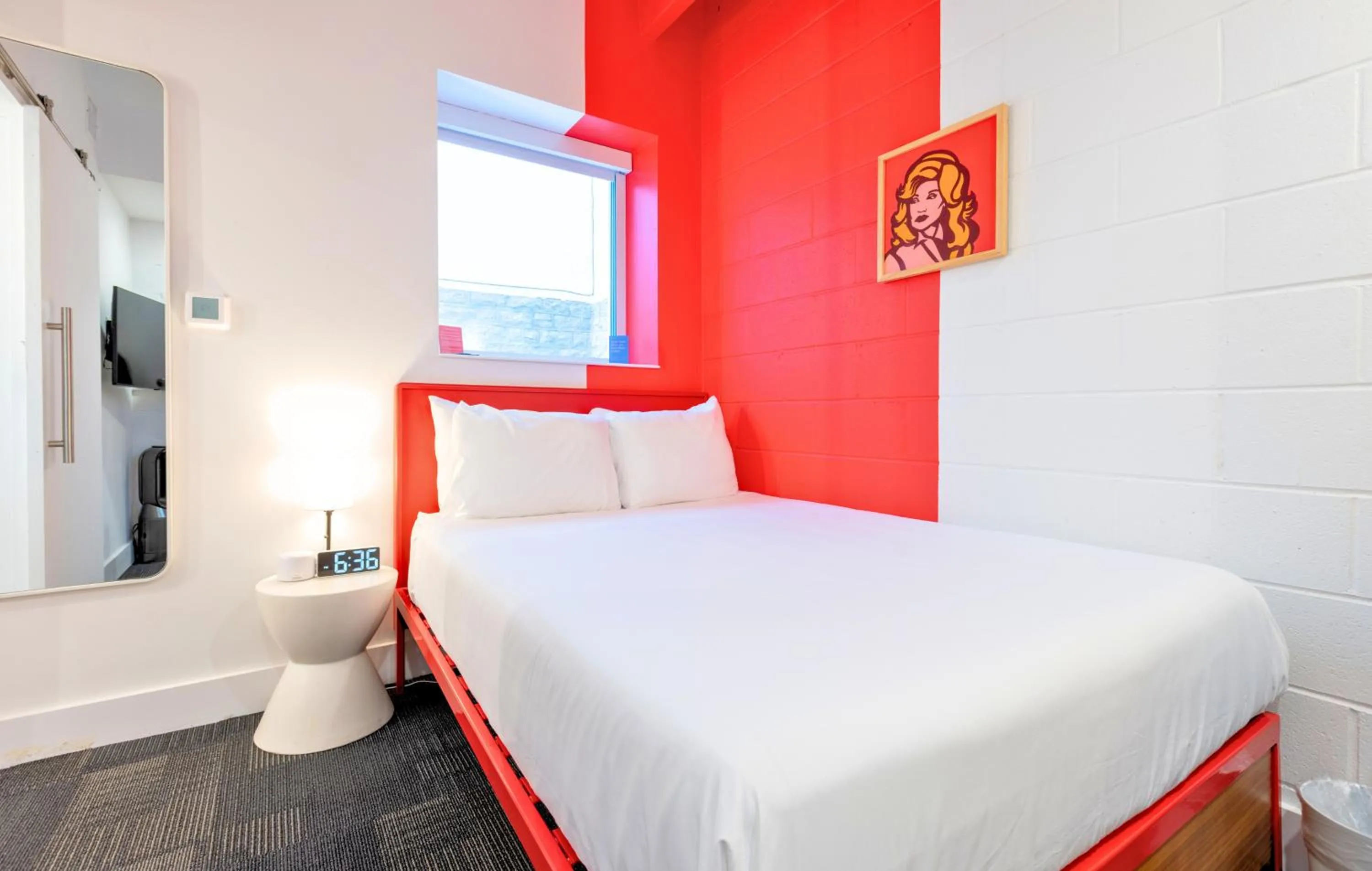 Bedroom, Bed in The Gallatin