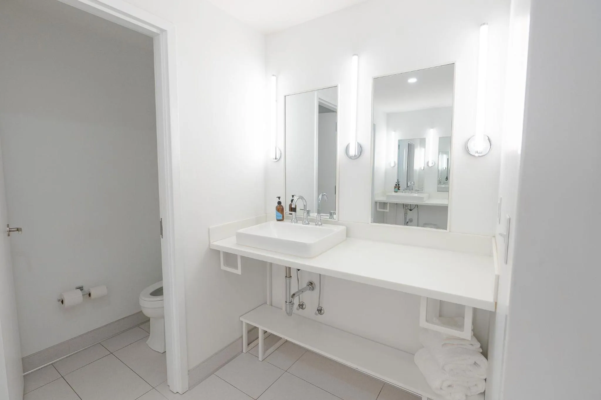 Bathroom in The Gallatin