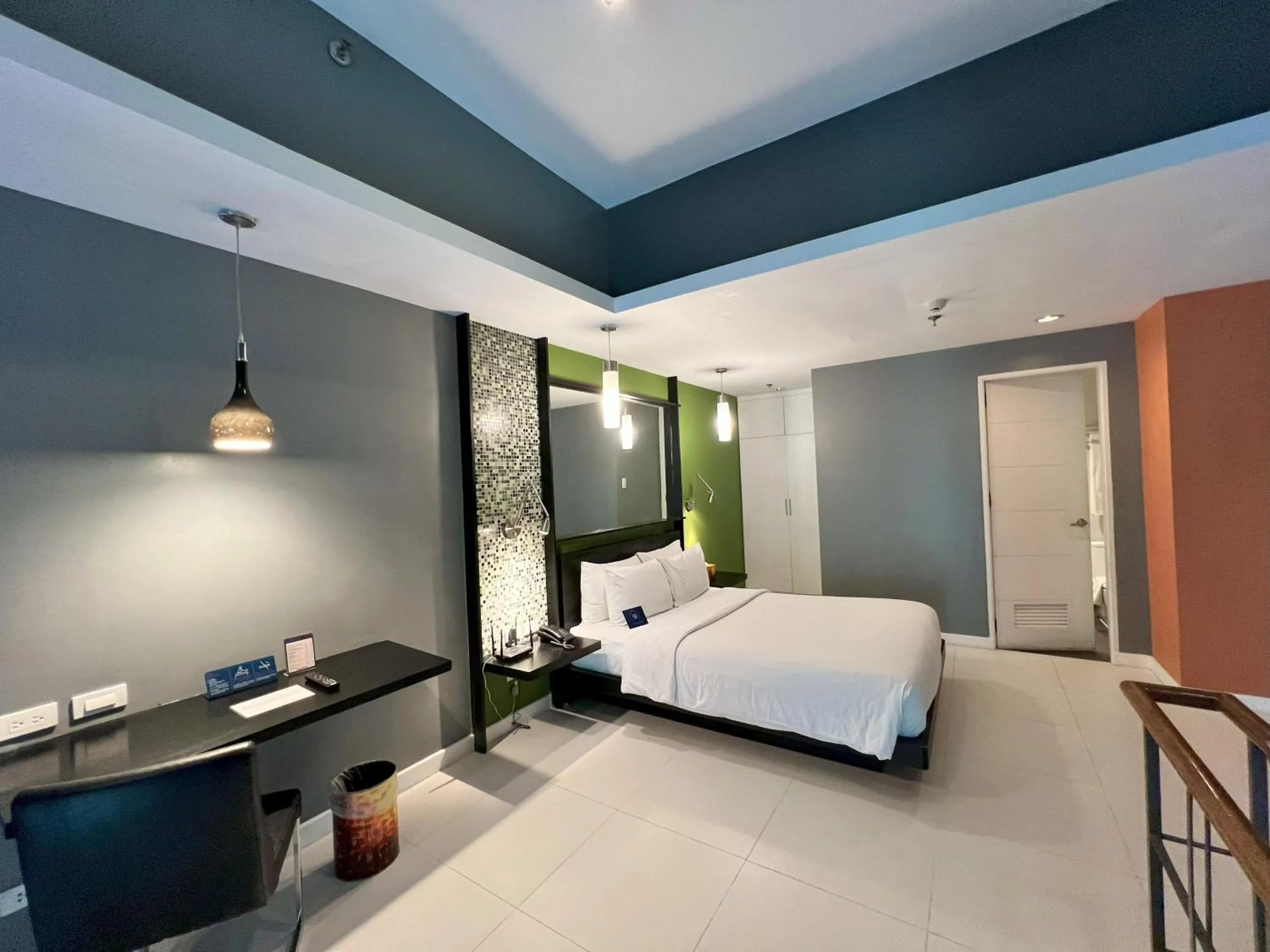 Bed in KL Serviced Residences Managed by HII