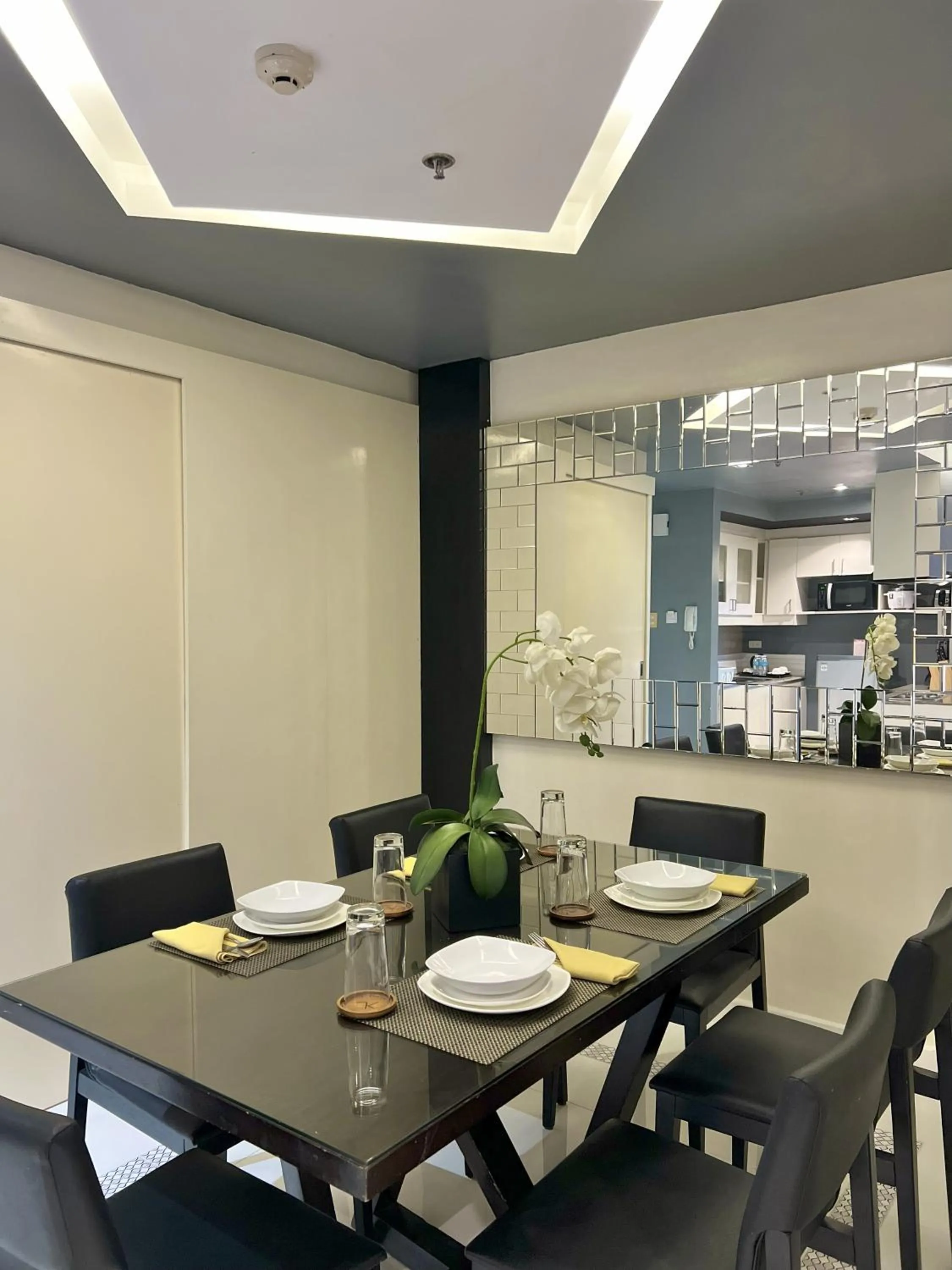 Kitchen or kitchenette in KL Serviced Residences Managed by HII
