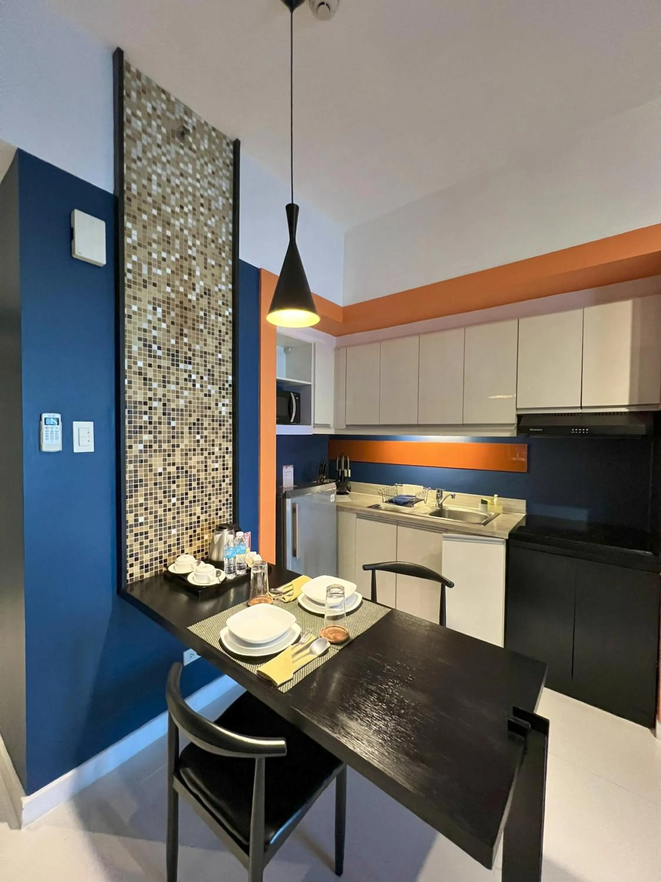 Kitchen or kitchenette in KL Serviced Residences Managed by HII