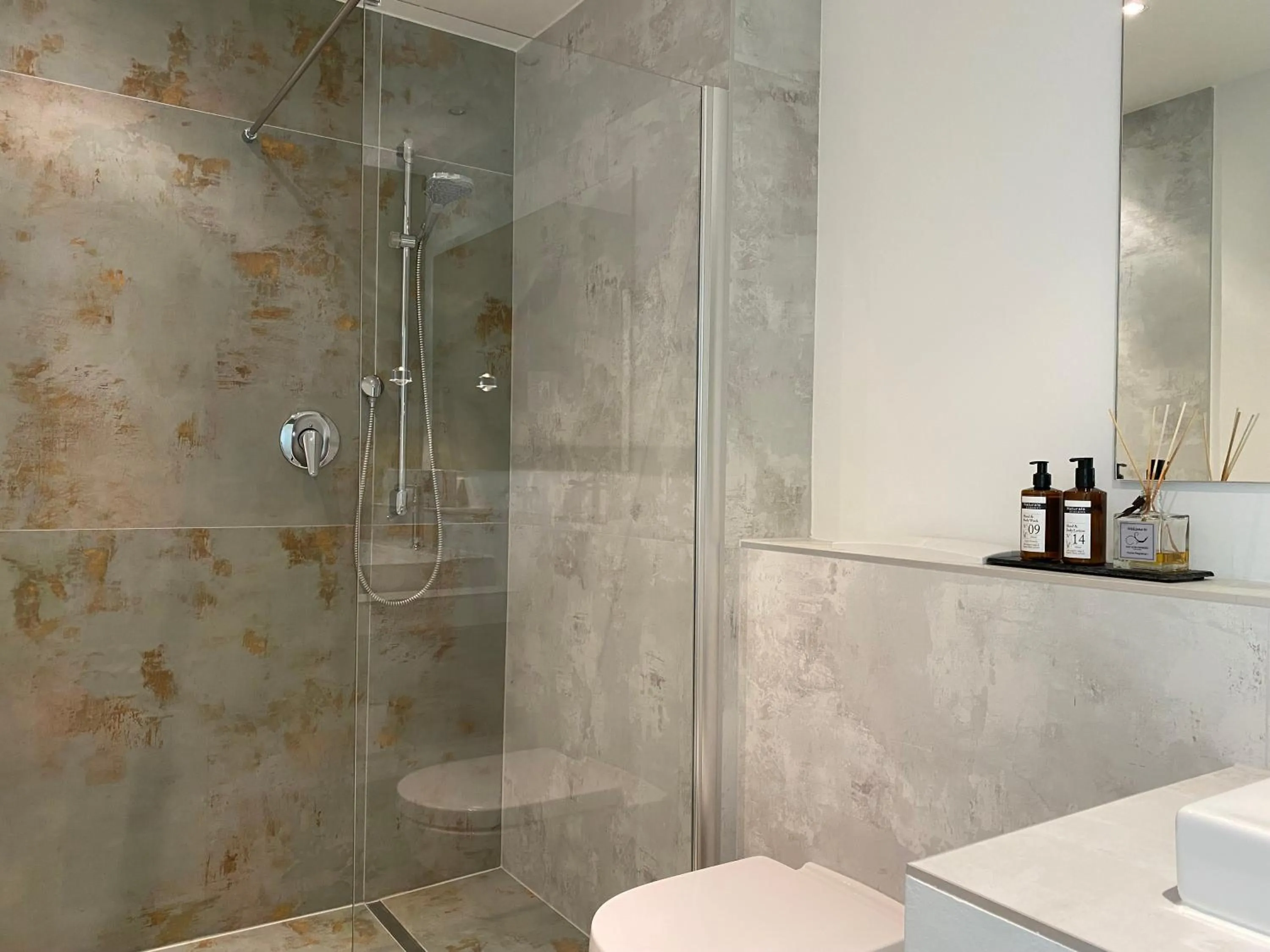 Bathroom in Hotel Schlossberg