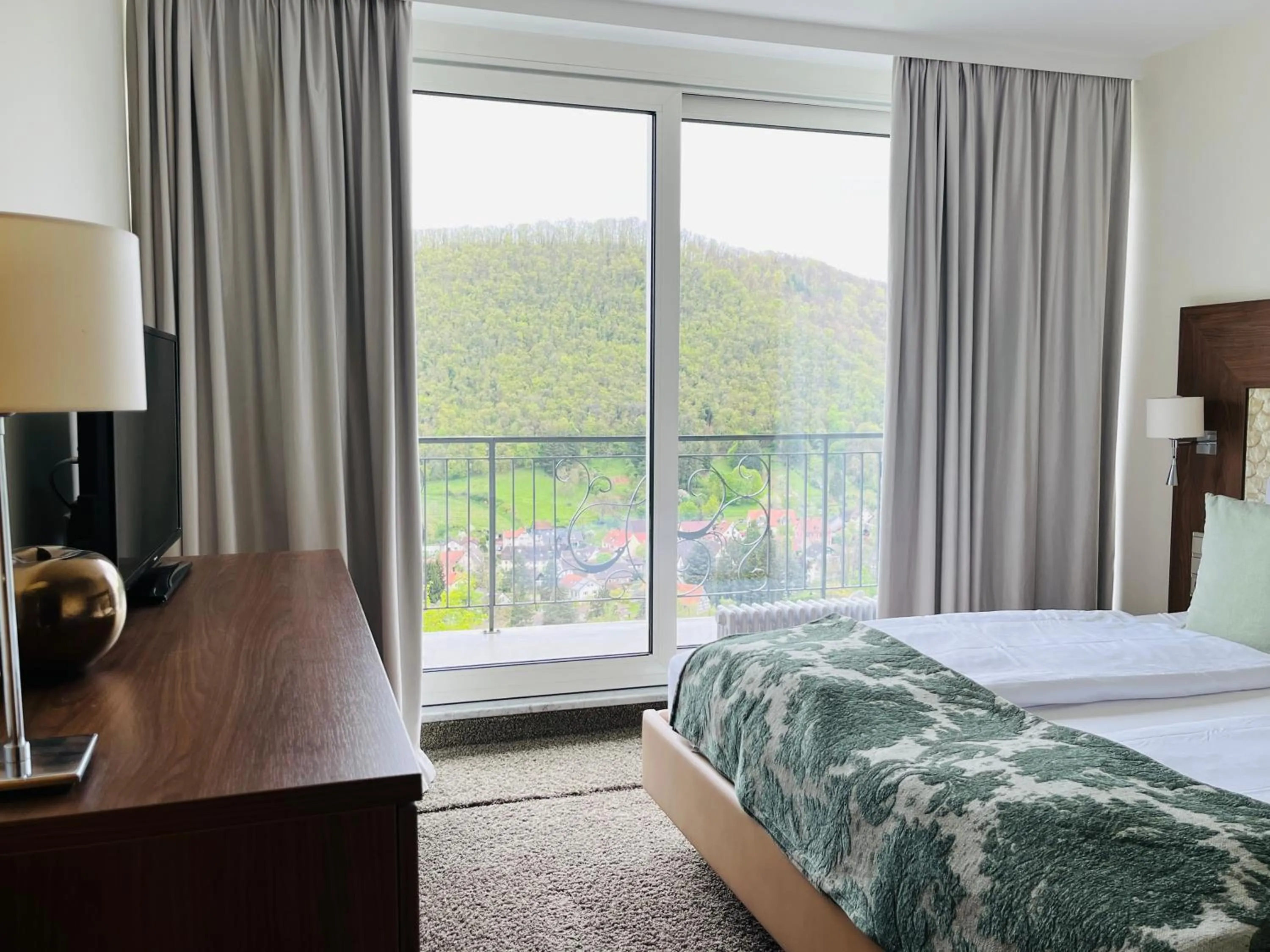 Bedroom, Bed in Hotel Schlossberg