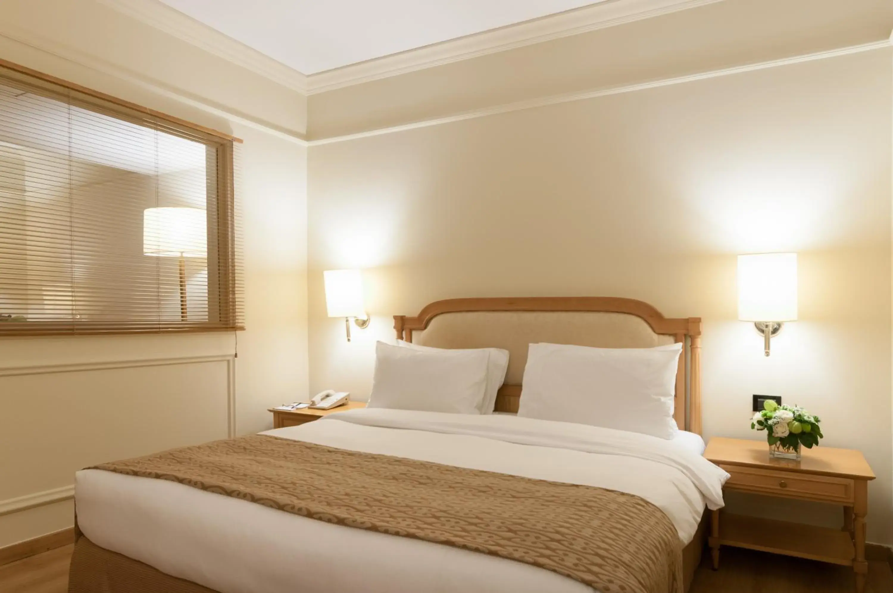 Bedroom in Le Commodore Hotel Bedroom in Le Commodore Hotel