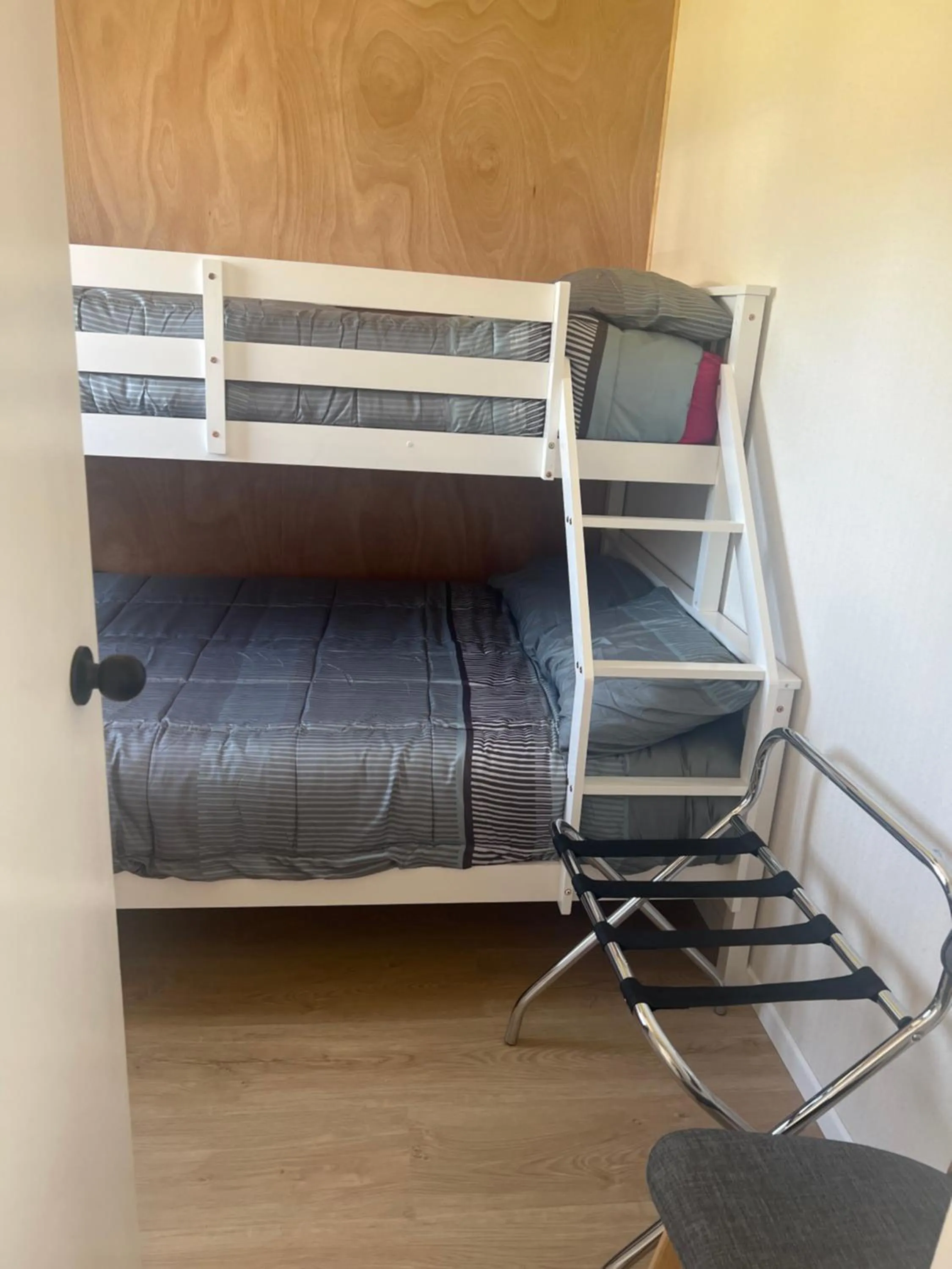 Bed in Windsor Motel