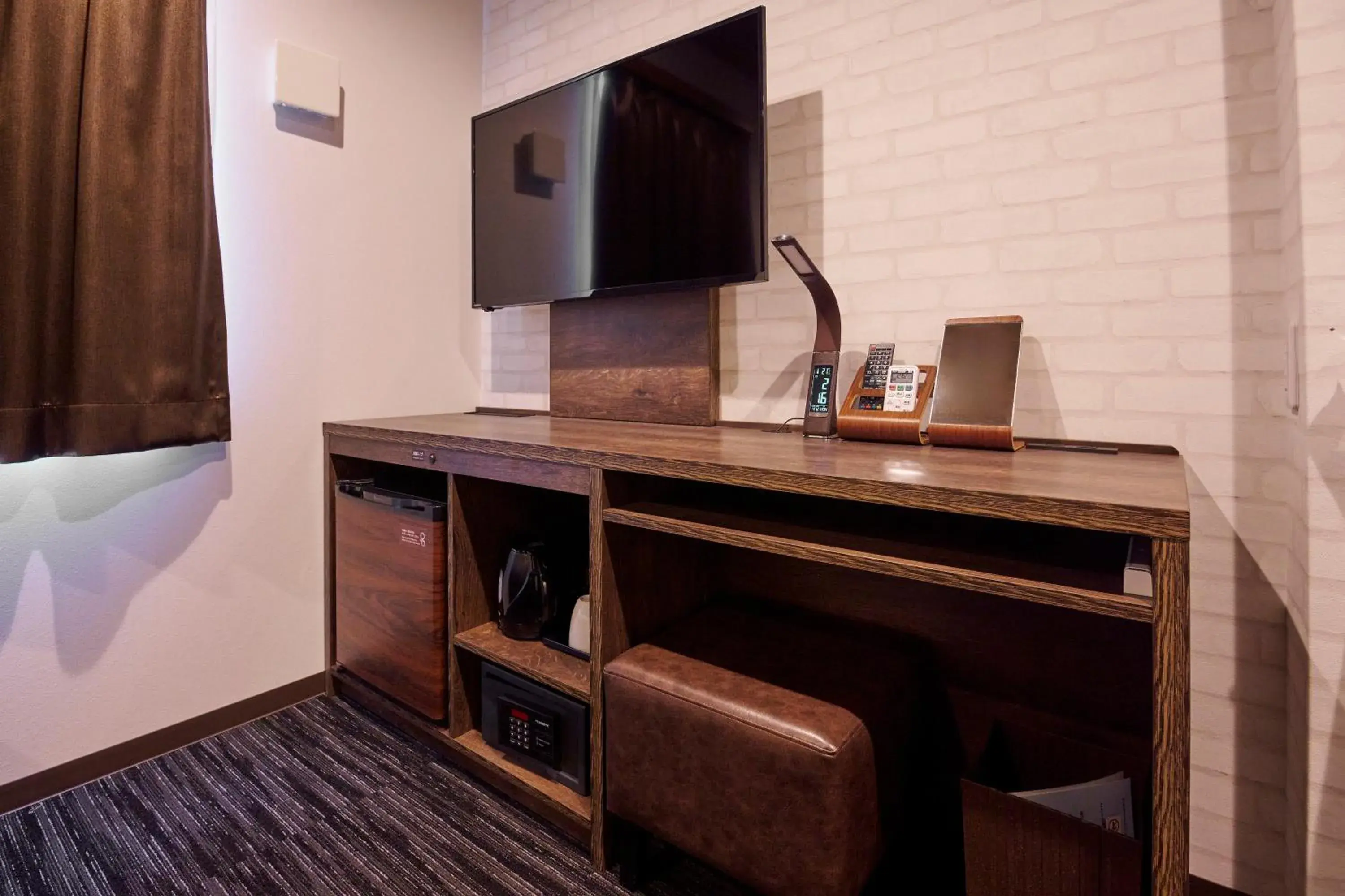 Photo of the whole room in The CELECTON Abeno-Matsubara Ekimae Photo of the whole room in The CELECTON Abeno-Matsubara Ekimae