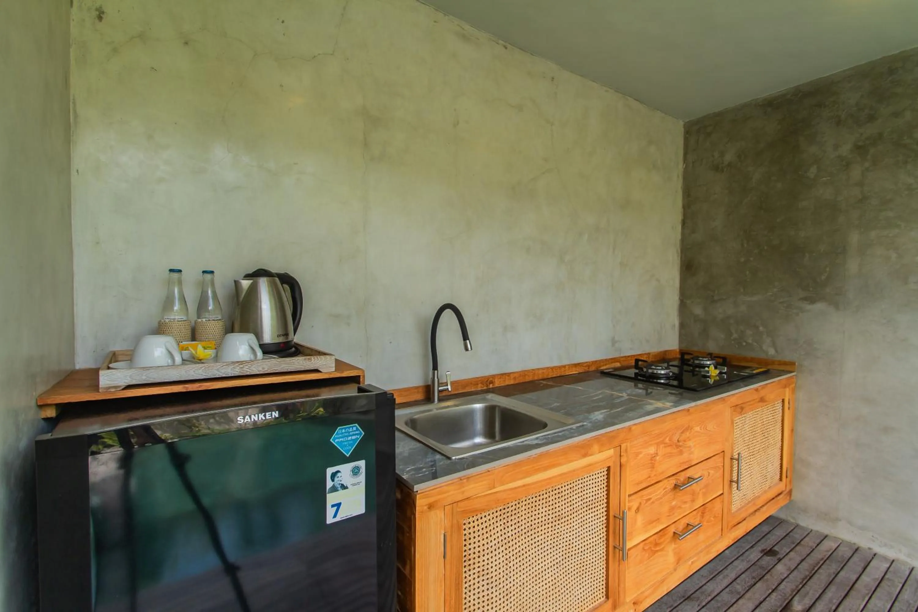 Coffee/tea facilities in Reswaha Villas by GenuineHost