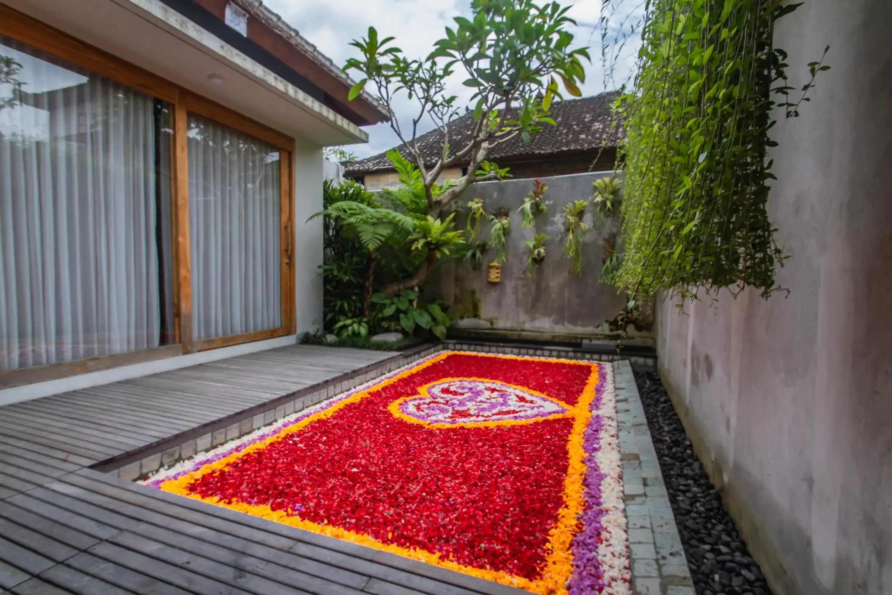 Property building in Reswaha Villas by GenuineHost Property building in Reswaha Villas by GenuineHost