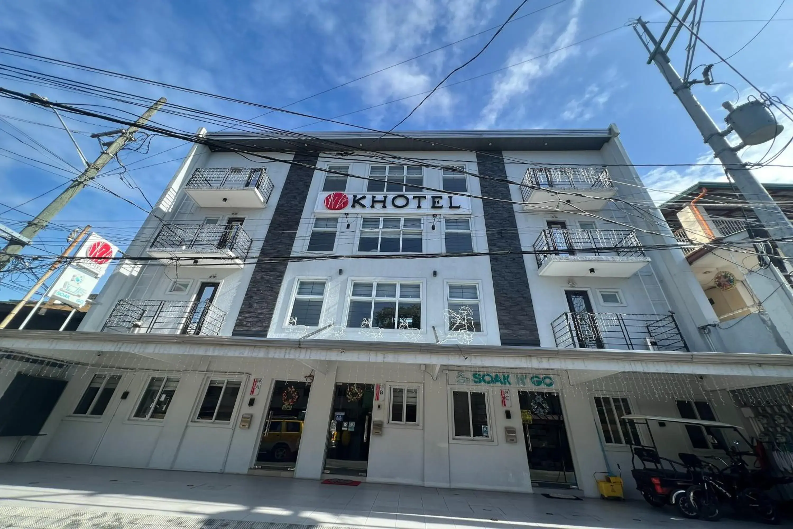 Property building in Khotel near T3 Airport Property building in Khotel near T3 Airport