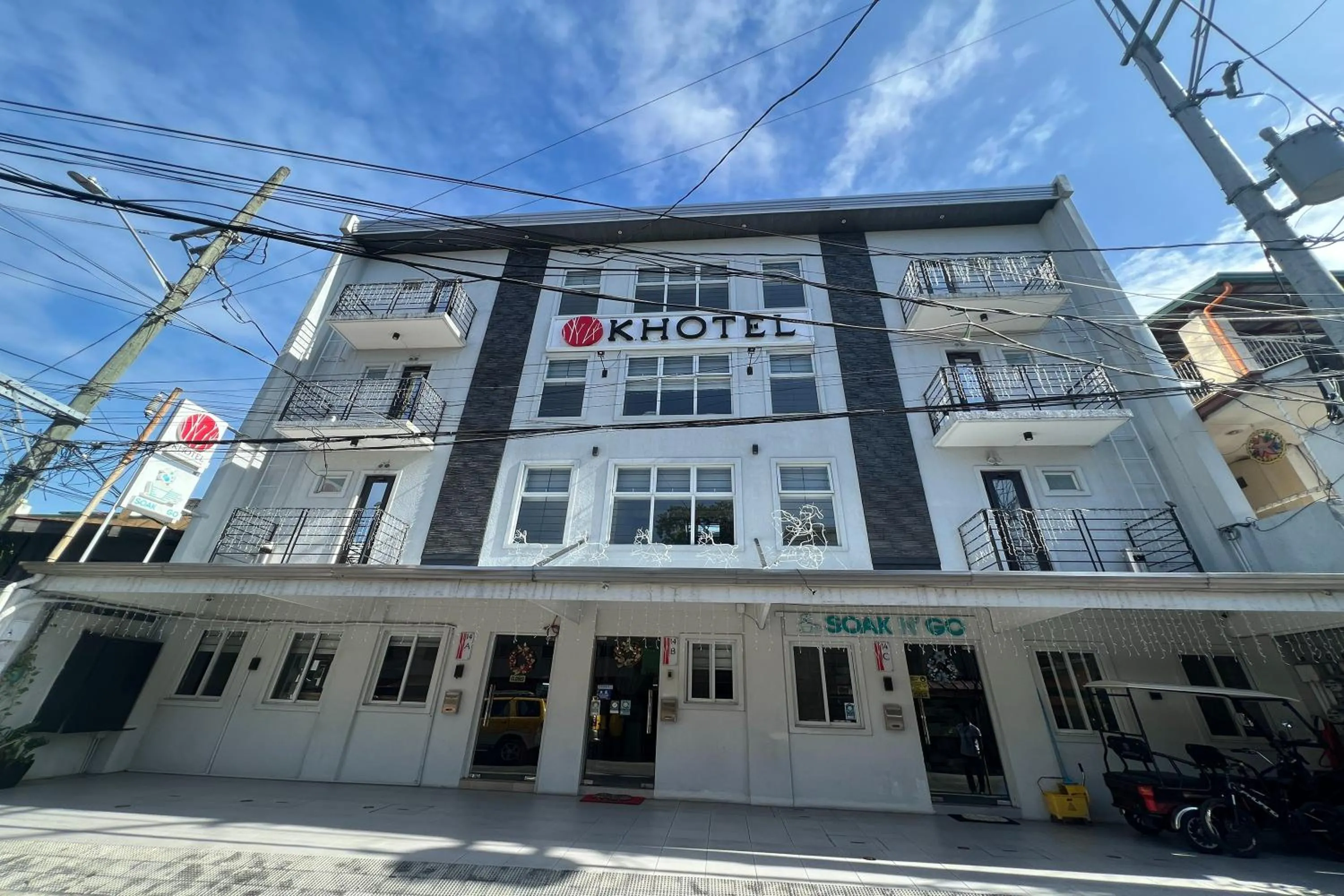 Property building in Khotel near T3 Airport