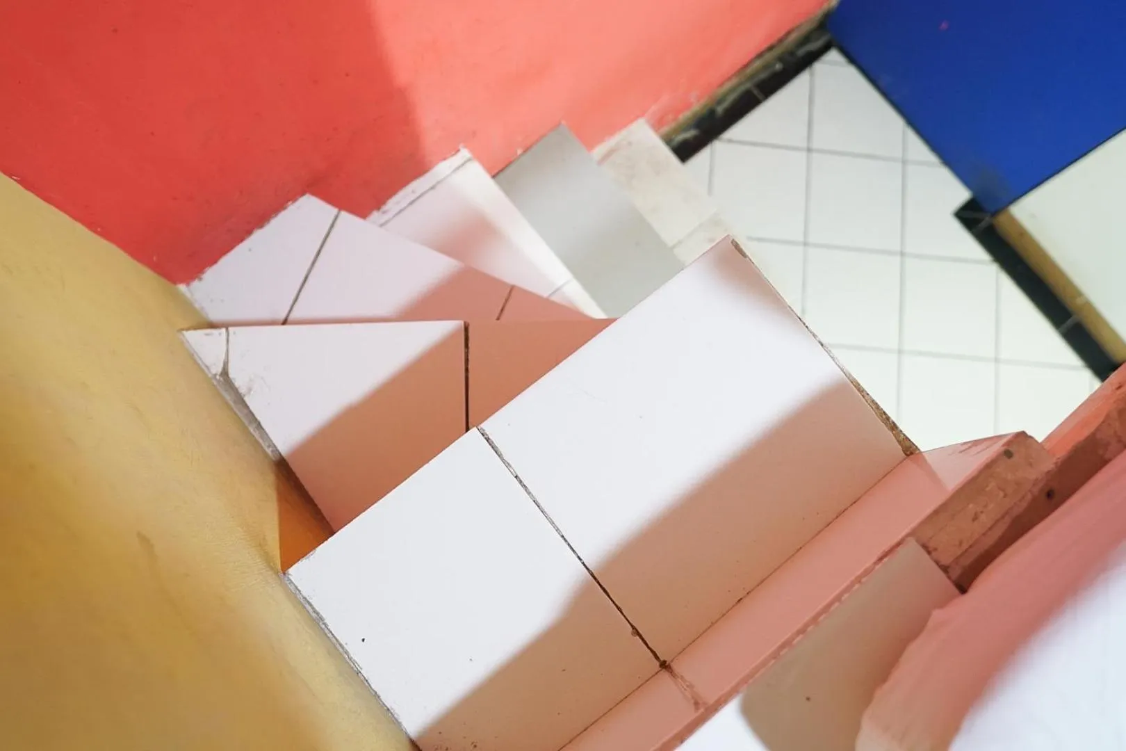 Floor plan, Bed in Cosmo Tanjung Duren Mitra RedDoorz