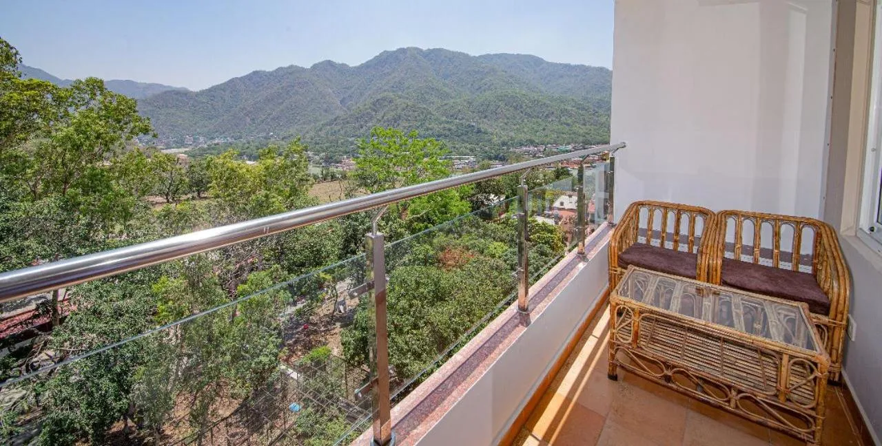 Day in Golden Healing Journeys Homestay