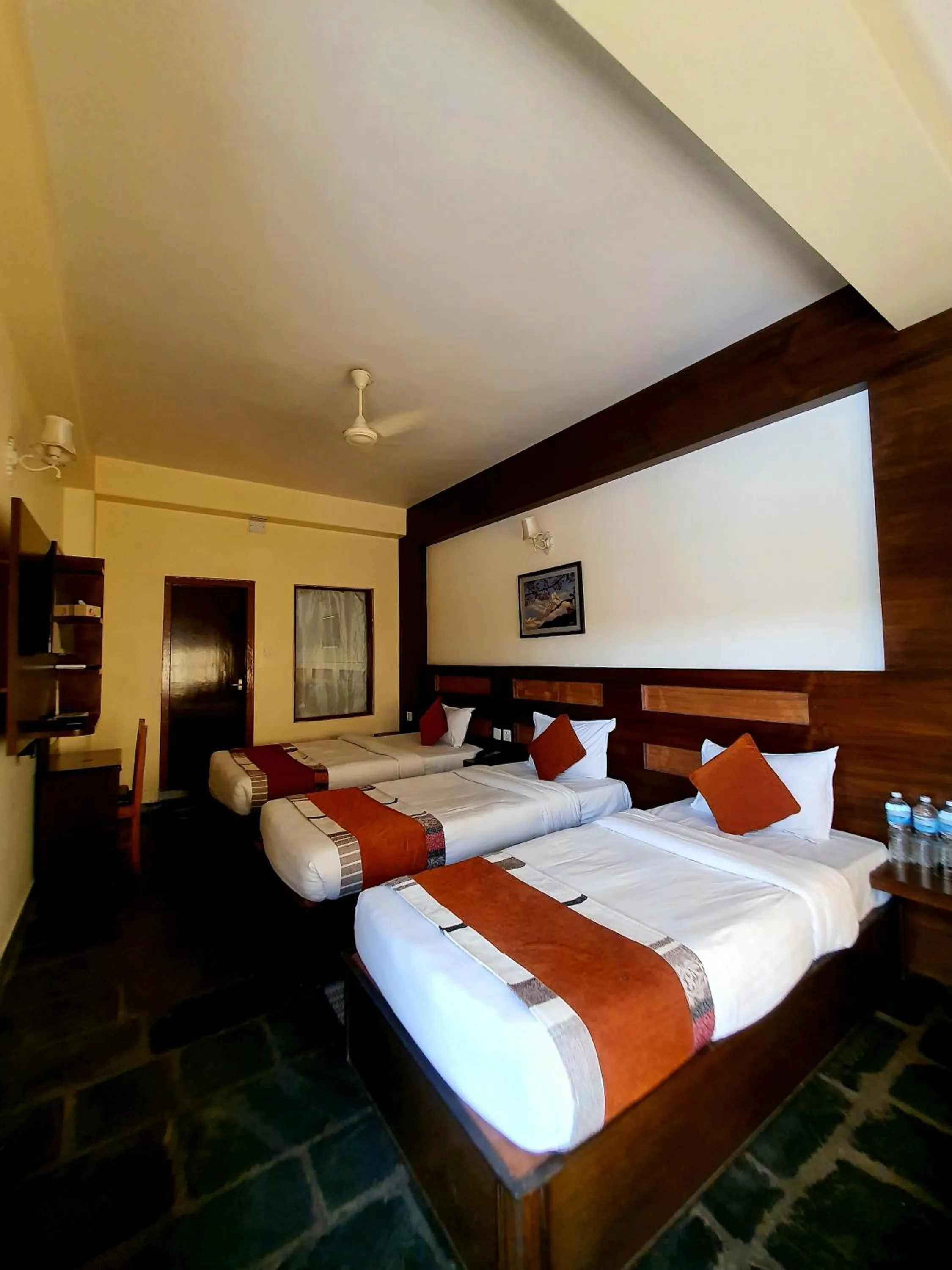 Photo of the whole room in Hotel Kunja