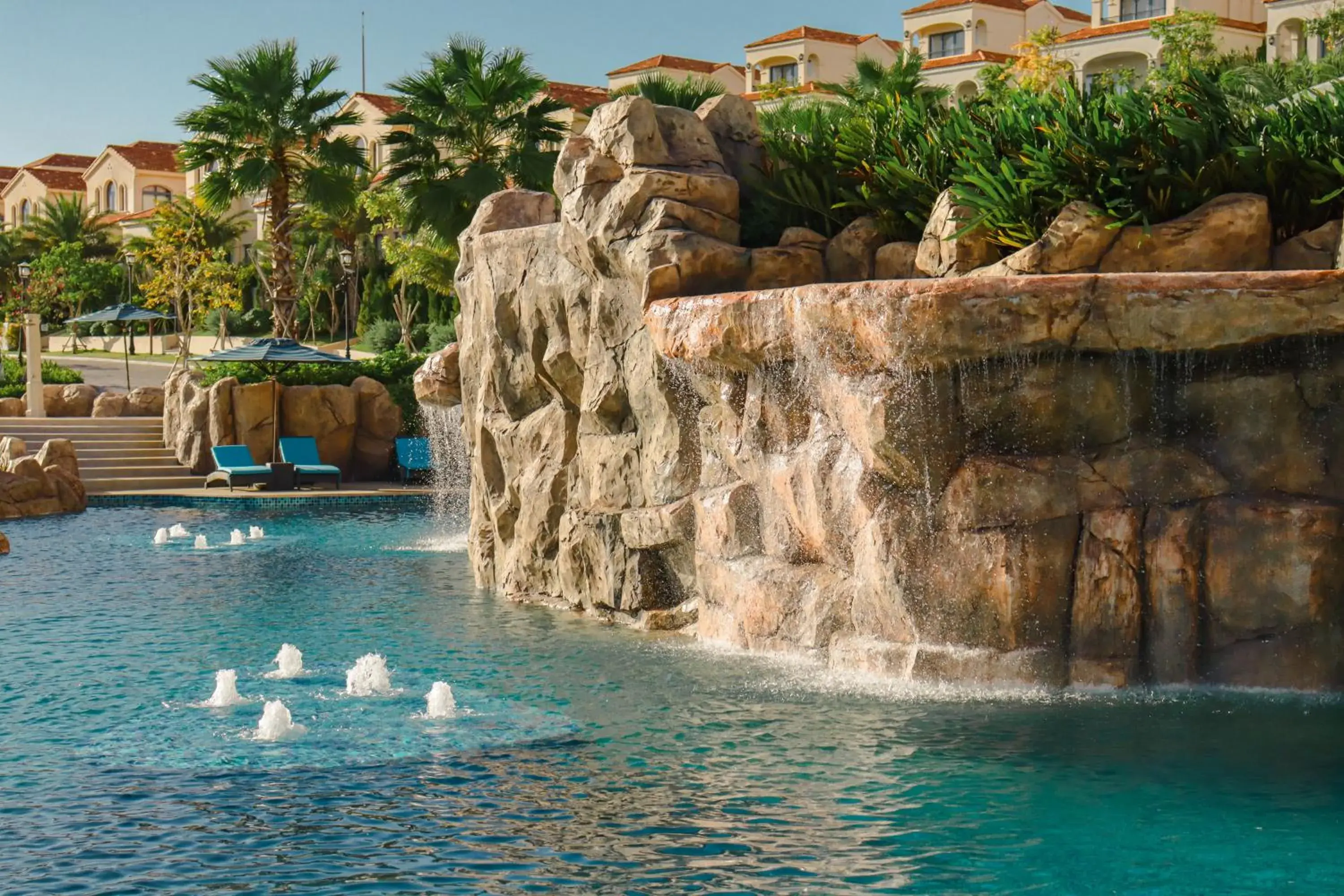 Swimming pool in Centara Mirage Resort Mui Ne Swimming pool in Centara Mirage Resort Mui Ne