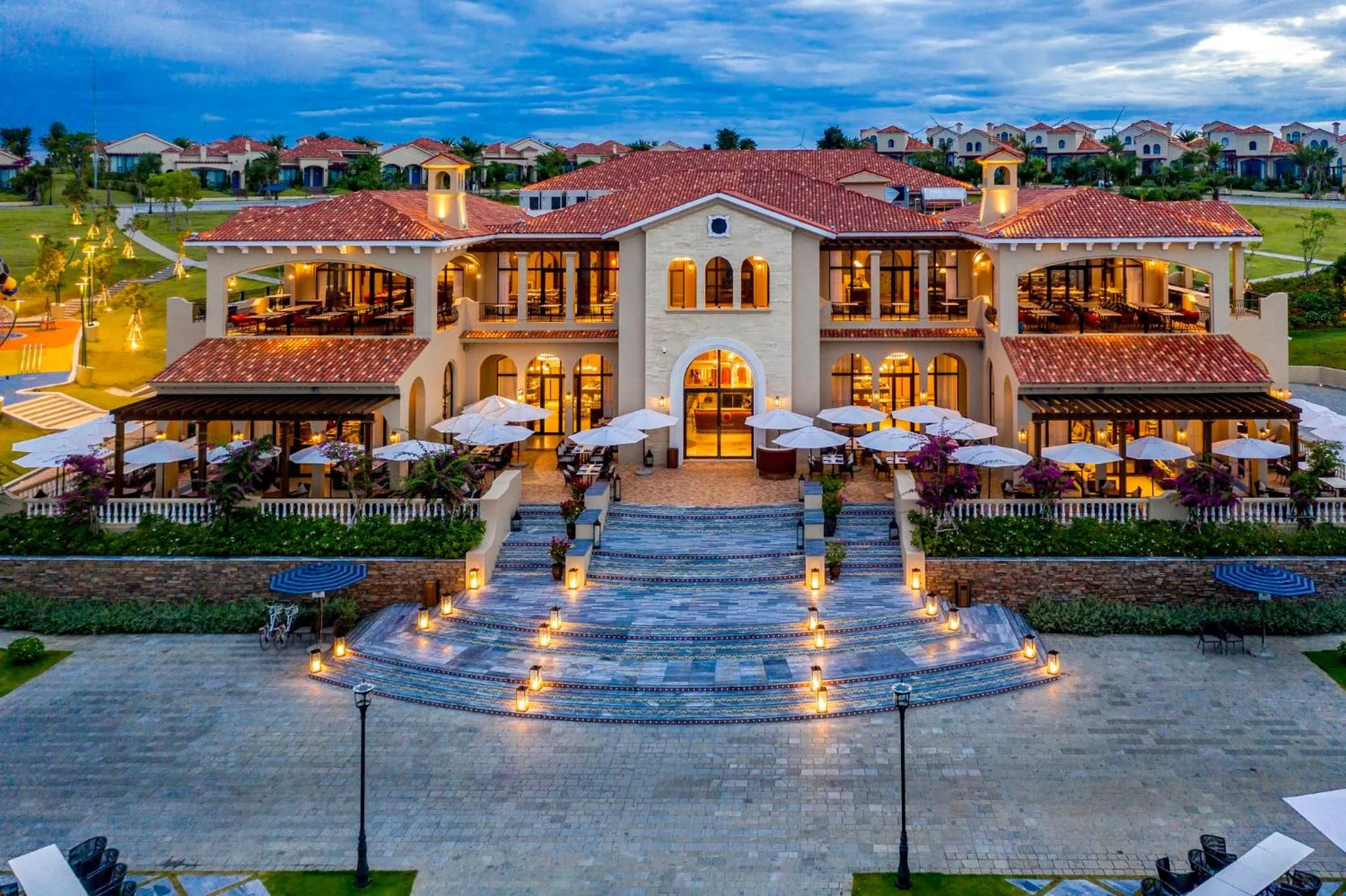 Restaurant/places to eat in Centara Mirage Resort Mui Ne