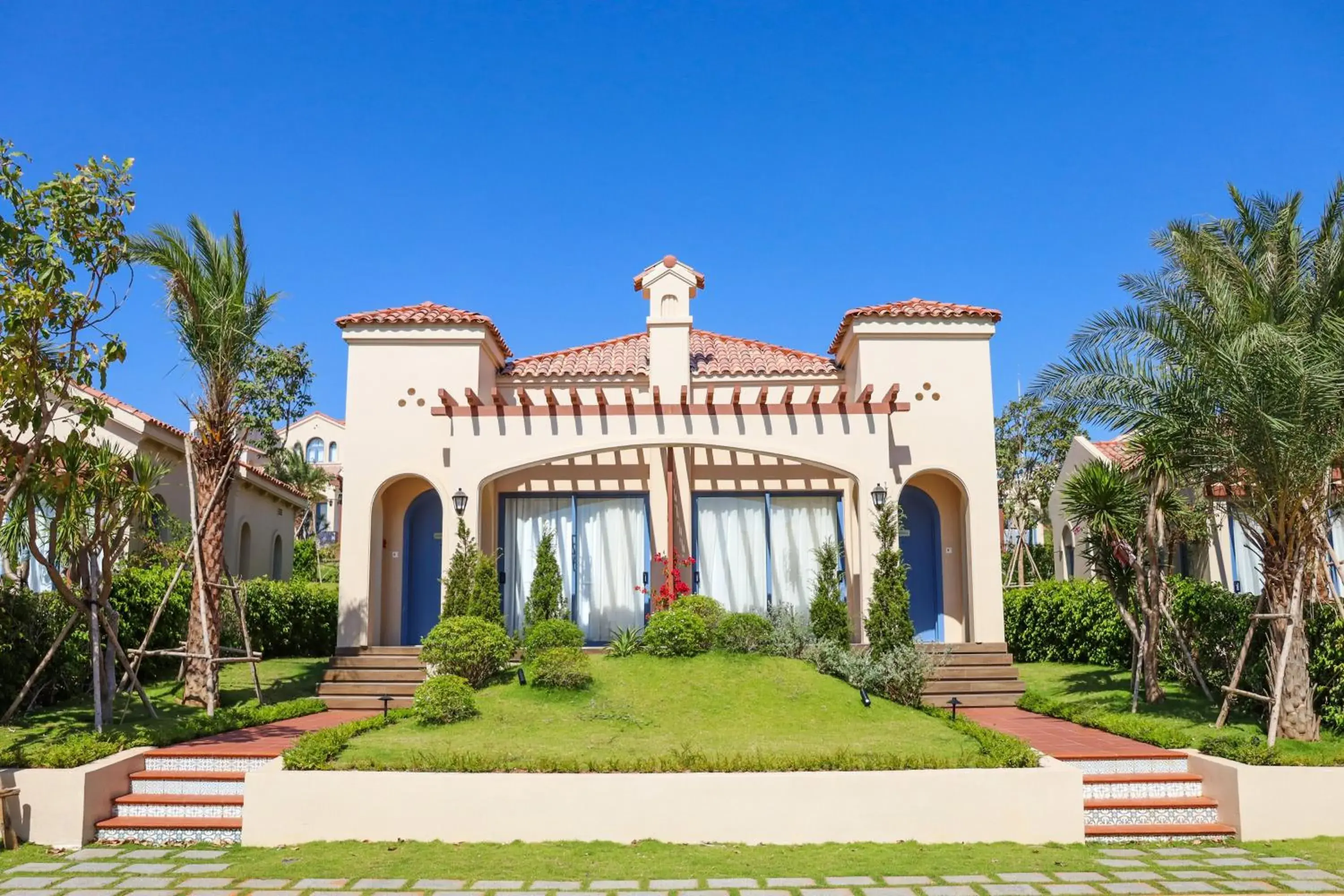 Property building in Centara Mirage Resort Mui Ne Property building in Centara Mirage Resort Mui Ne