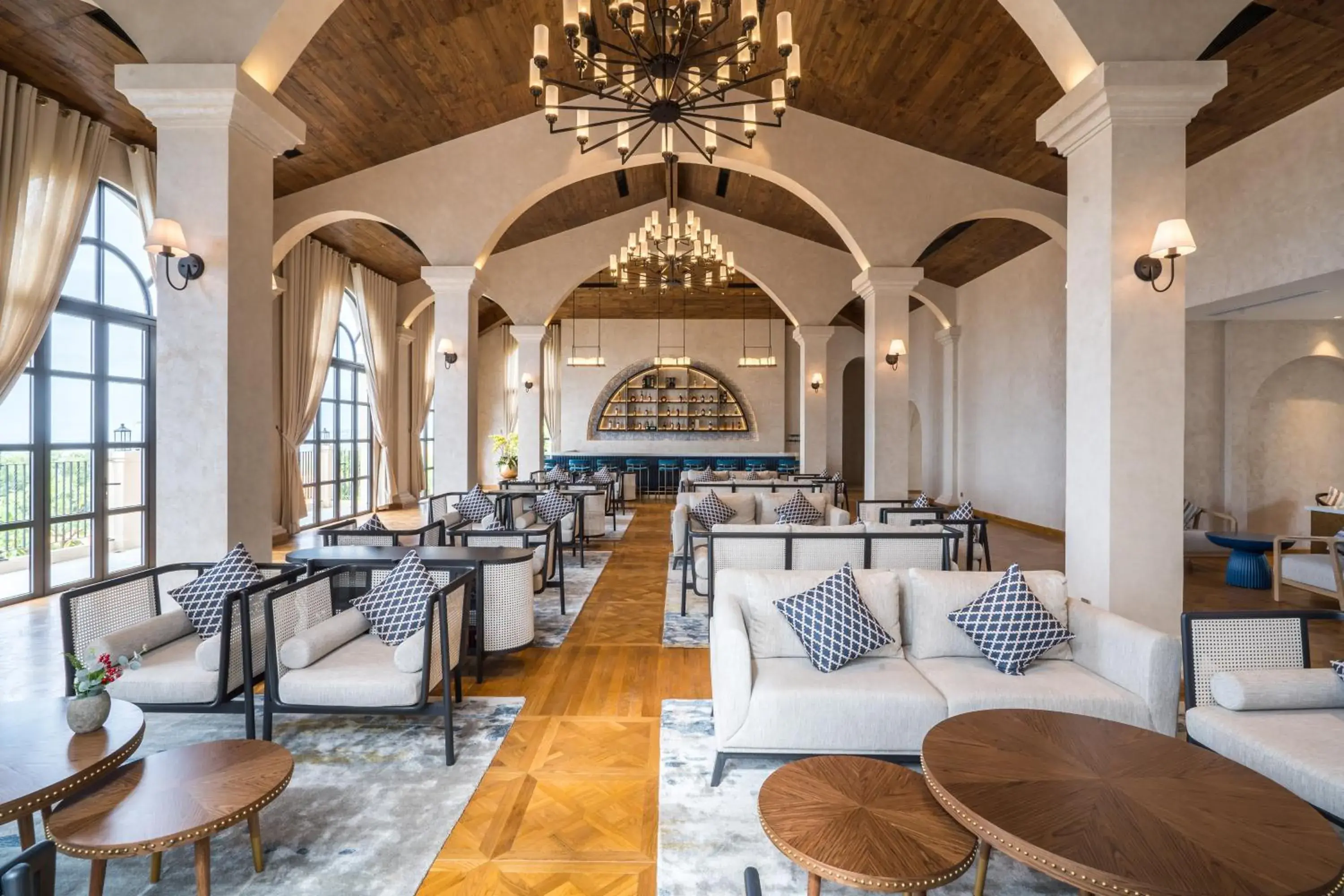 Lounge or bar in Centara Mirage Resort Mui Ne Lounge or bar in Centara Mirage Resort Mui Ne