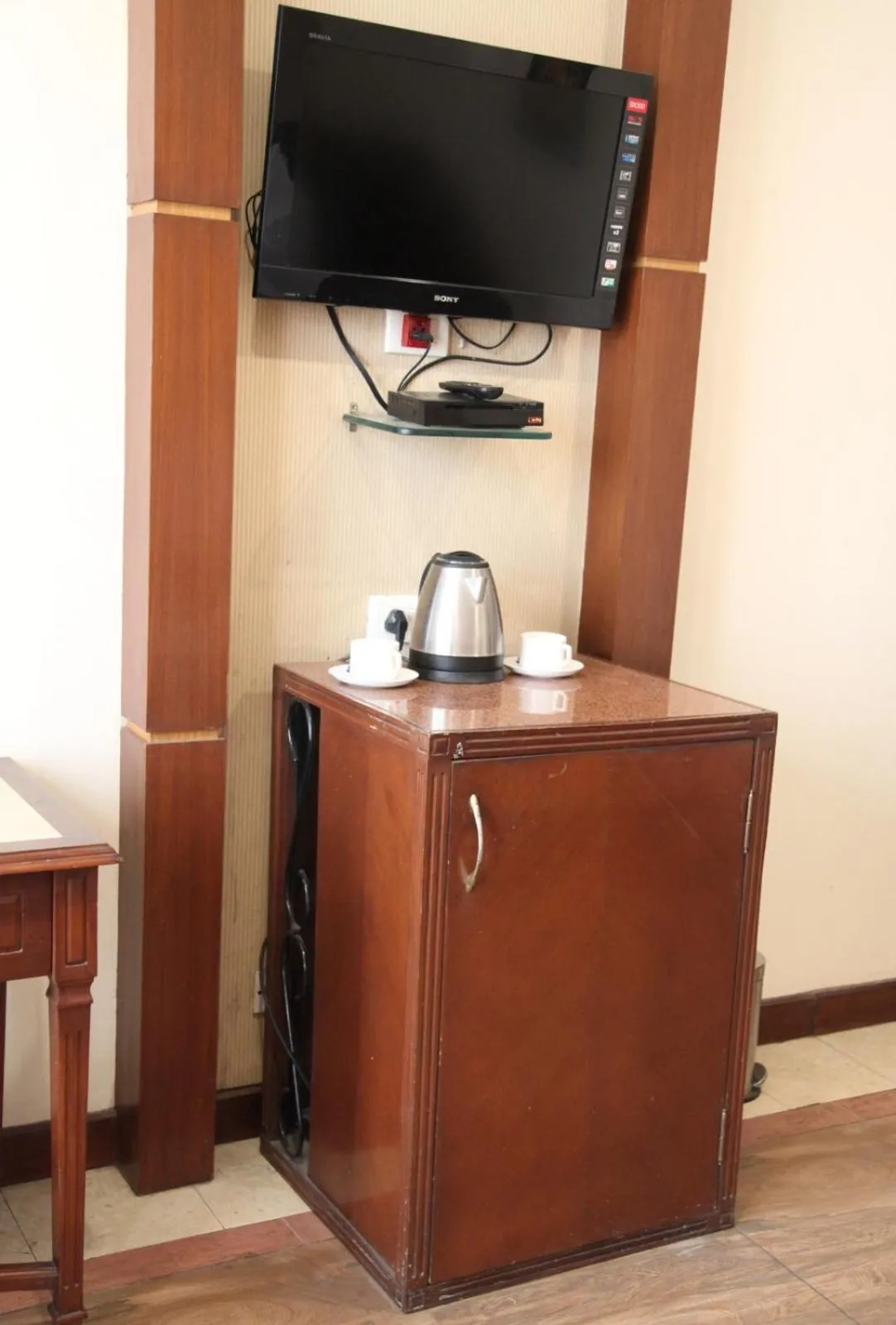 Kitchen or kitchenette in Hotel Metro Regency Meerut