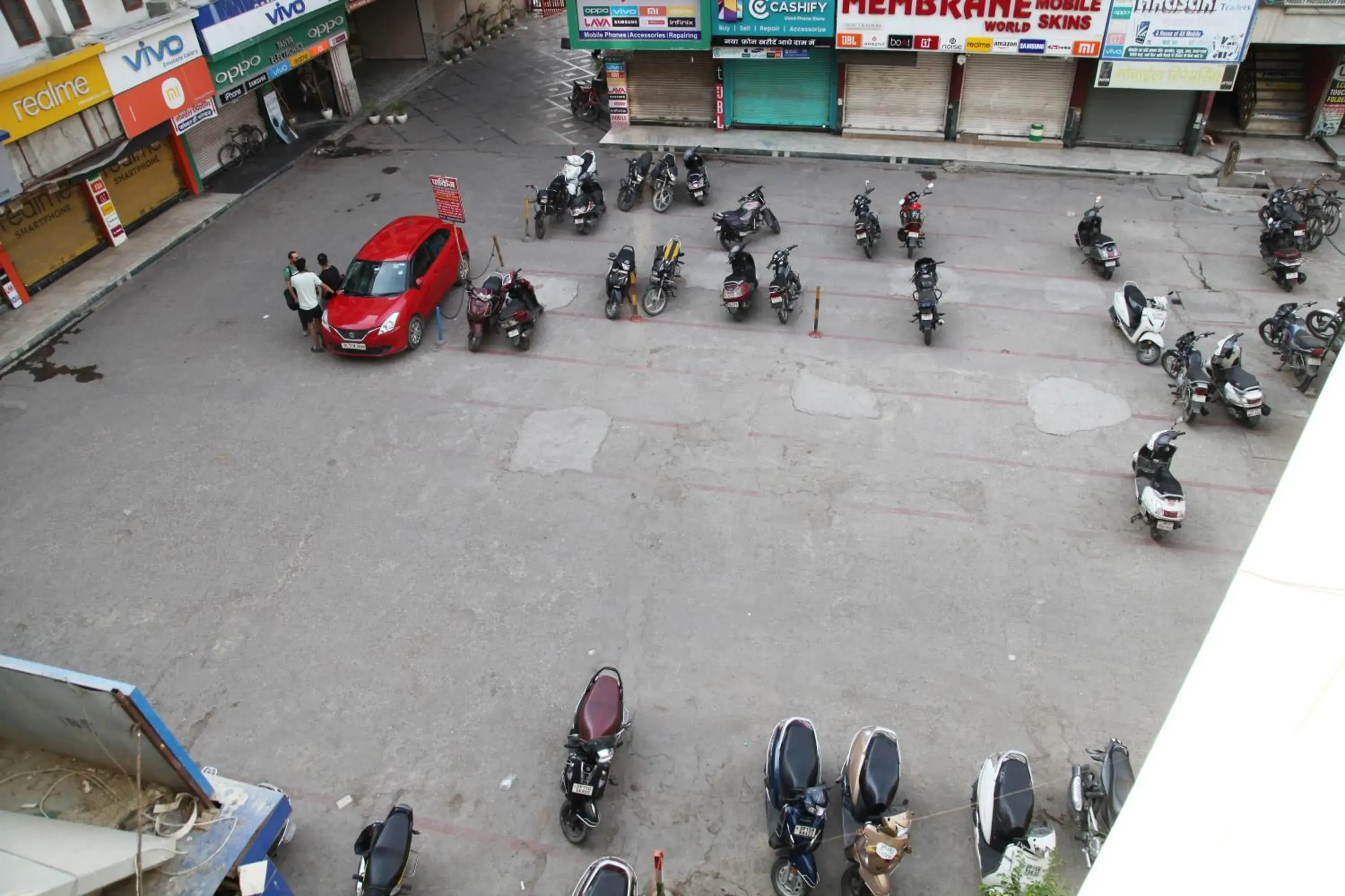 Property building in Hotel Metro Regency Meerut Property building in Hotel Metro Regency Meerut