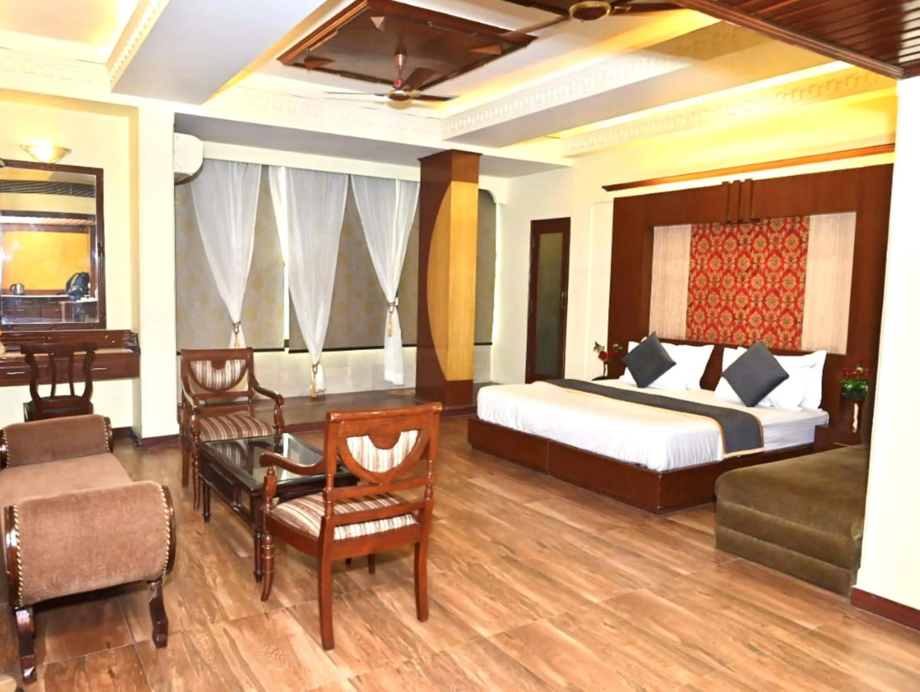 Bed in Hotel Metro Regency Meerut