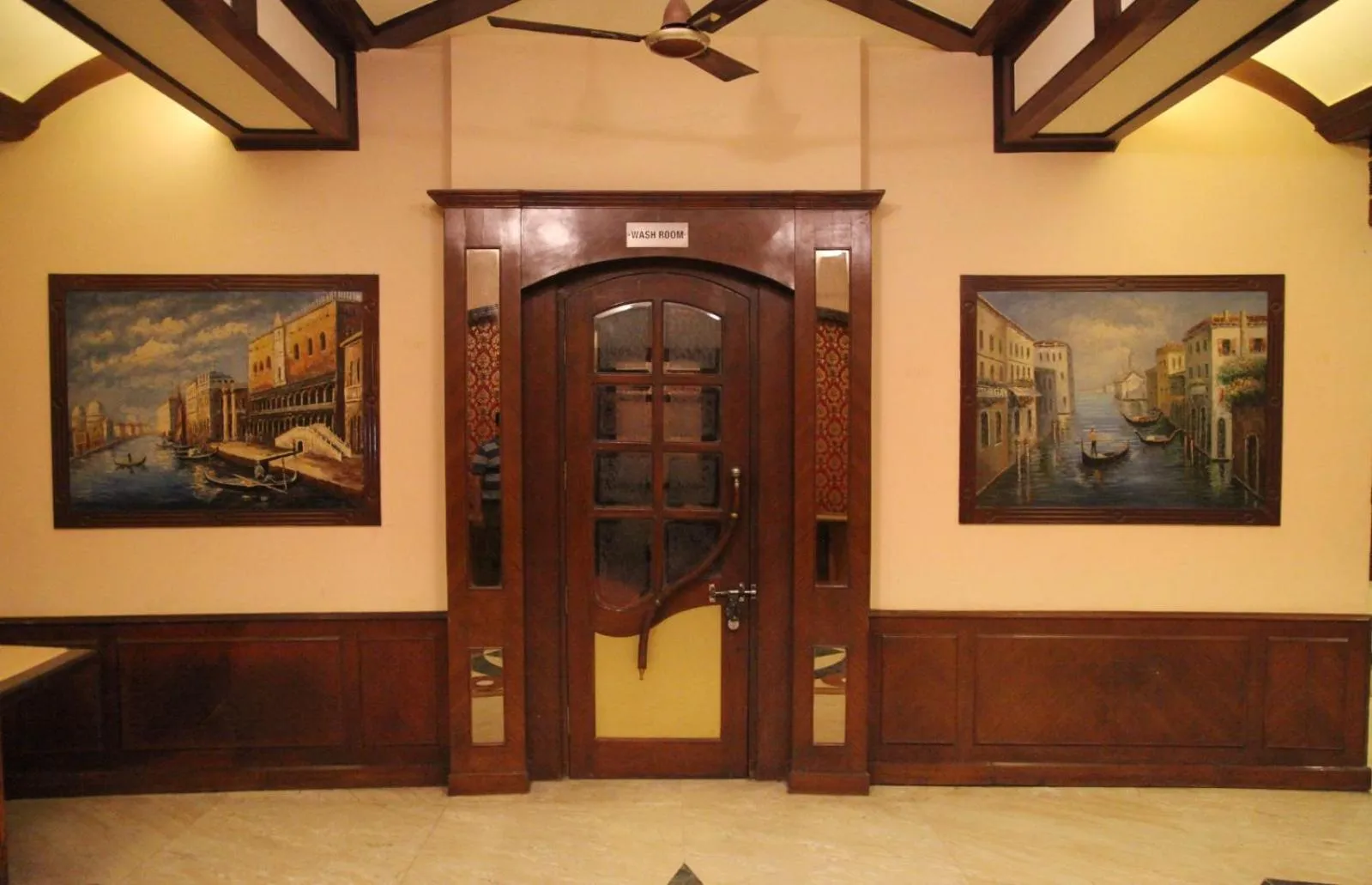 Decorative detail in Hotel Metro Regency Meerut