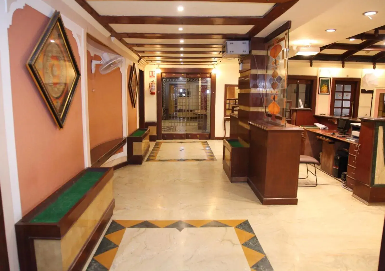 Lobby or reception in Hotel Metro Regency Meerut Lobby or reception in Hotel Metro Regency Meerut