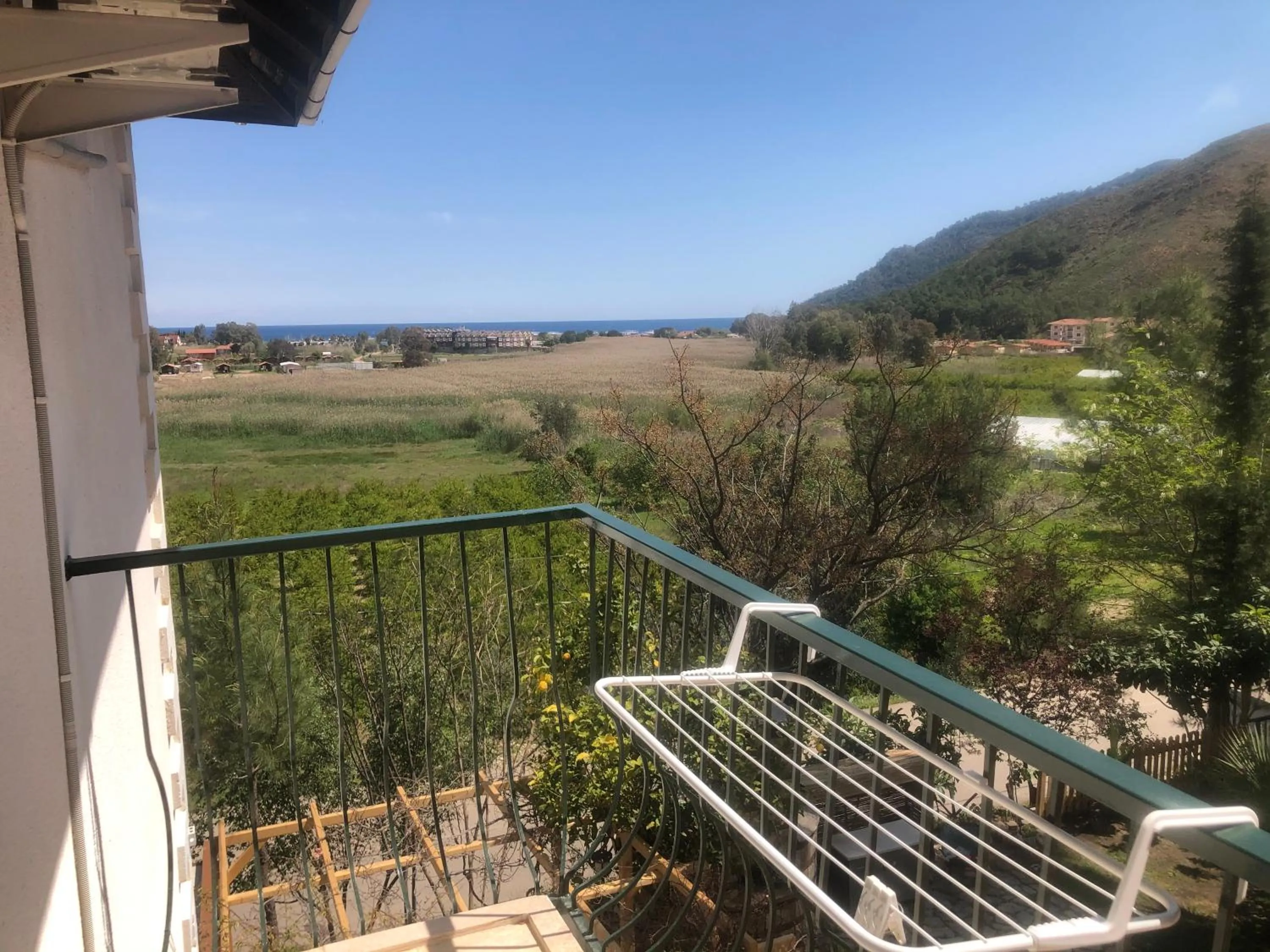 Balcony/Terrace in Swiss Eviniz Hotel