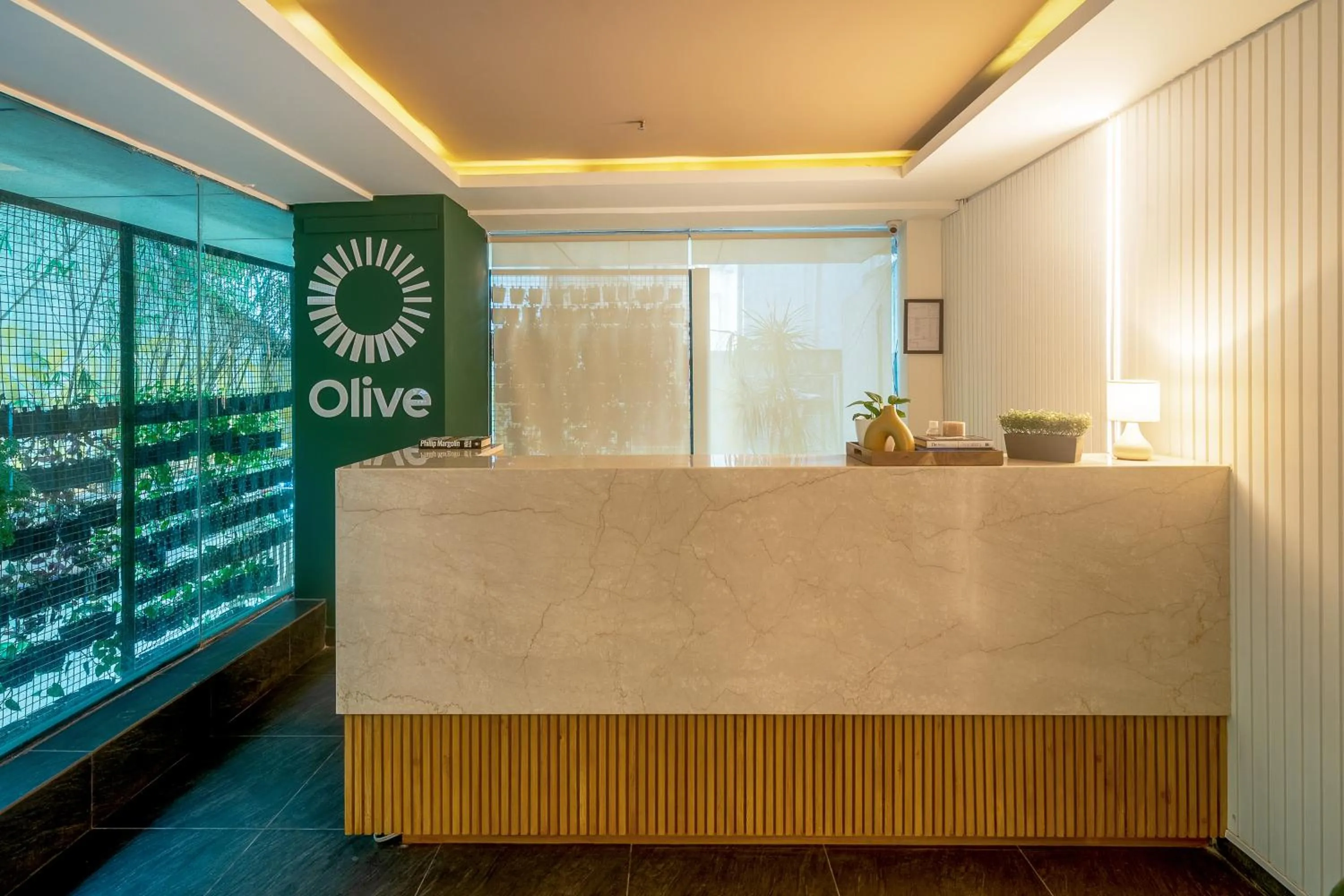 Olive Hotel MG Road Dunsvirk Inn by Embassy Group