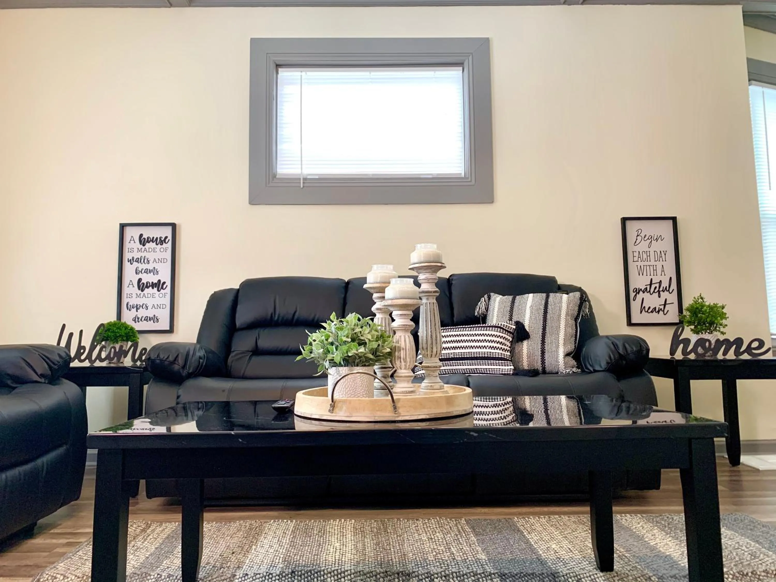 Seating area in The Eastside Manor- With Private Yard & Free Parking, Minutes From Falls & Casino by Niagara Hospitality