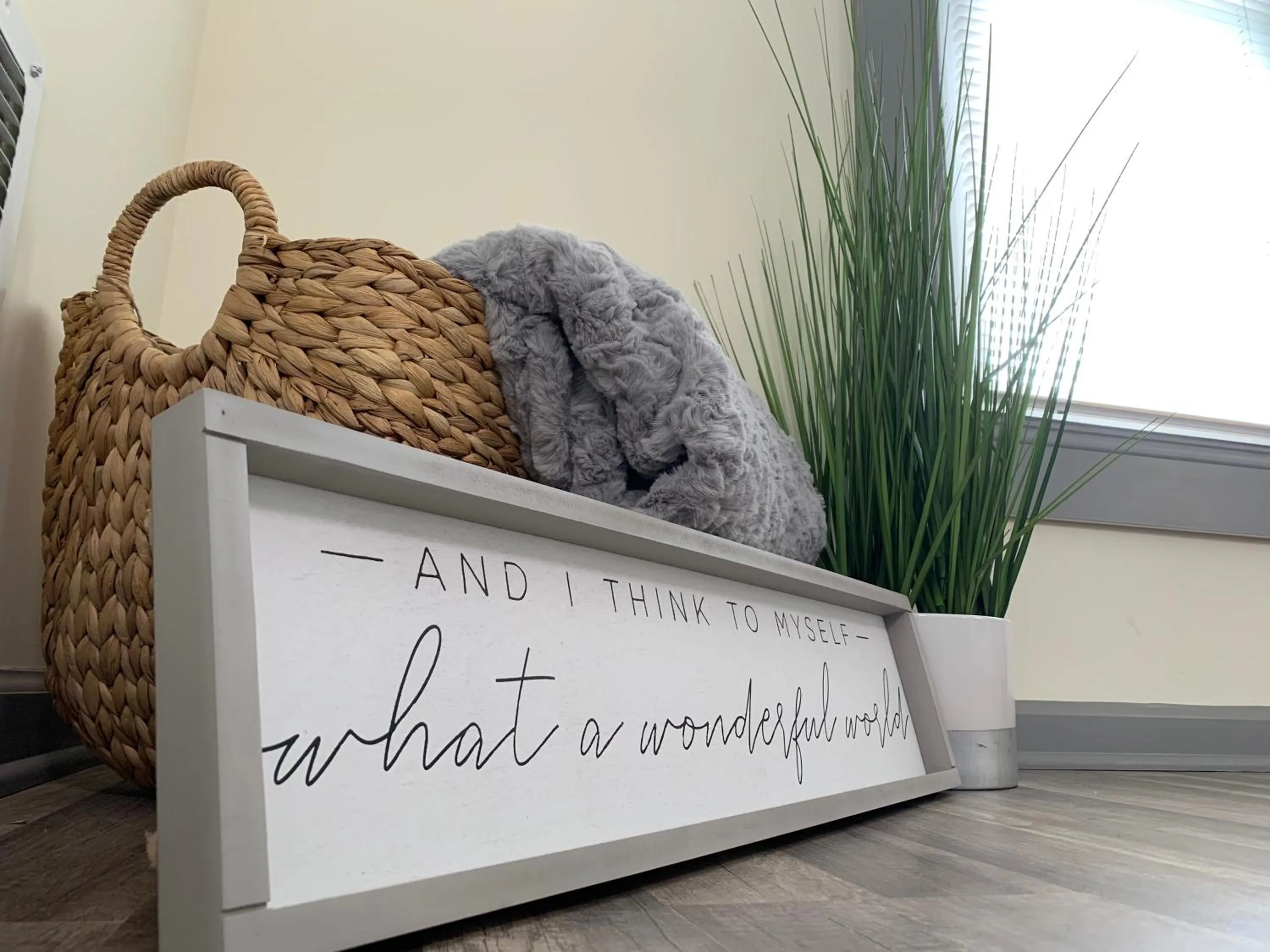 Decorative detail in The Eastside Manor- With Private Yard & Free Parking, Minutes From Falls & Casino by Niagara Hospitality