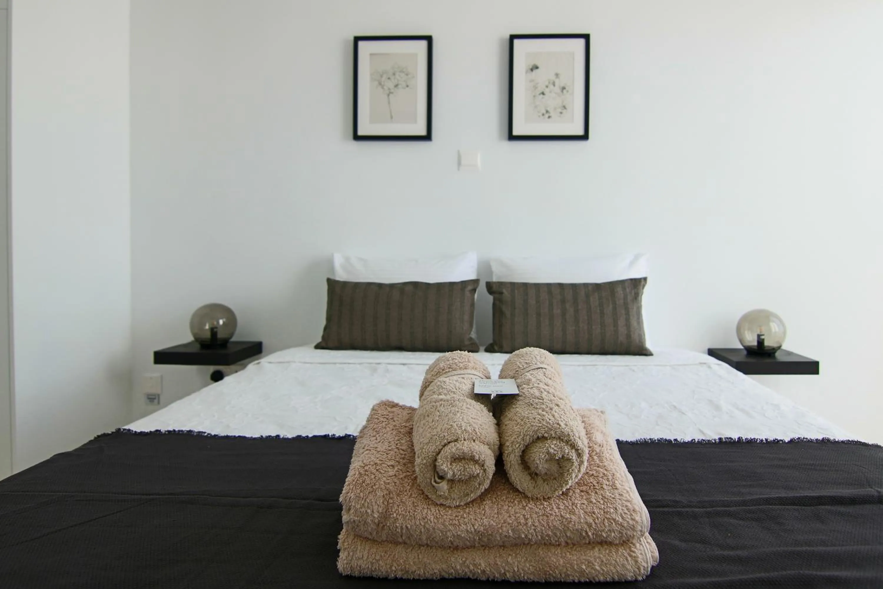 Bed in Phaedrus Living Seaside Junior Suite Lighthouse 63