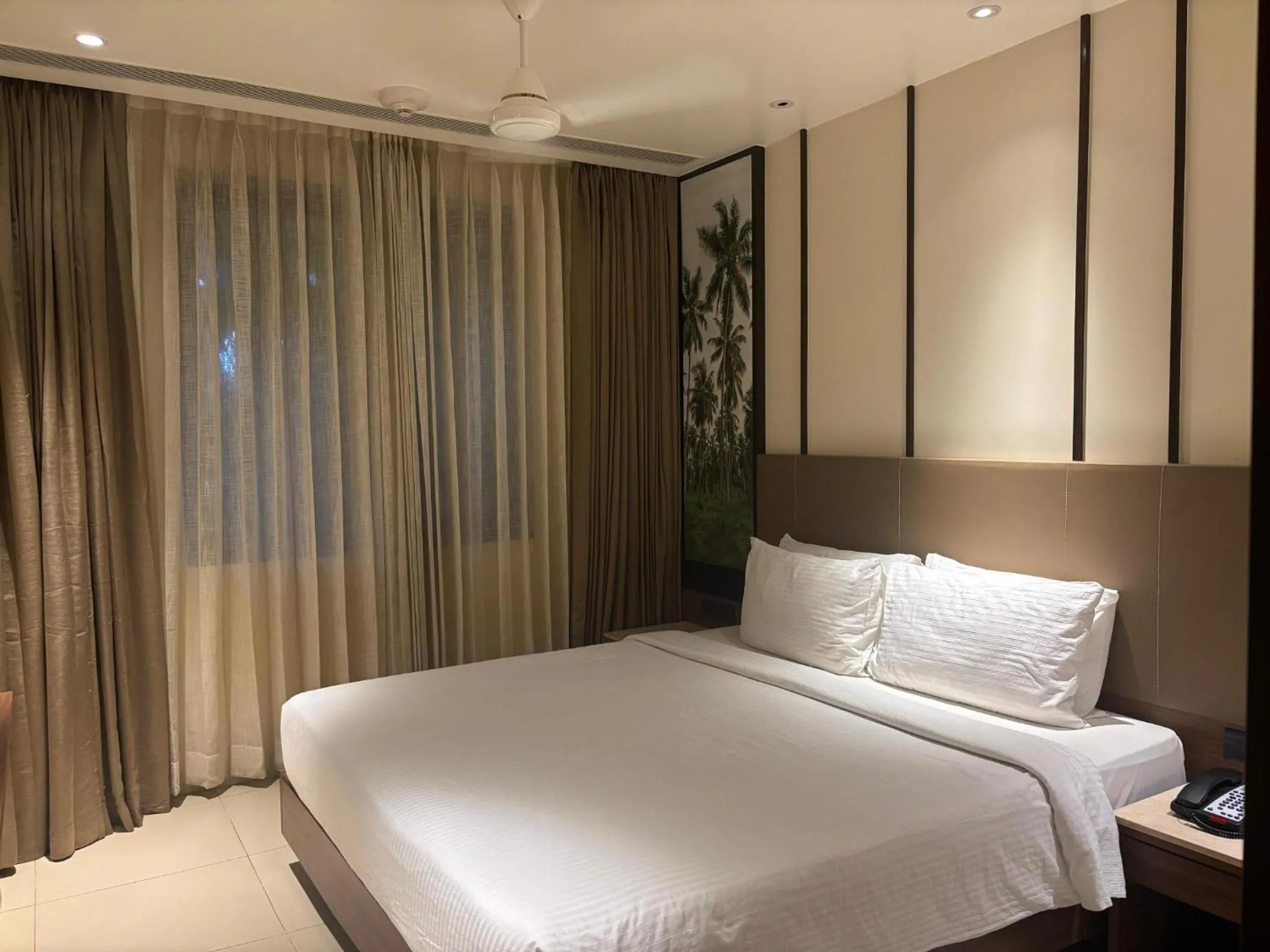 Bed in Club Mahindra Assonora, Goa