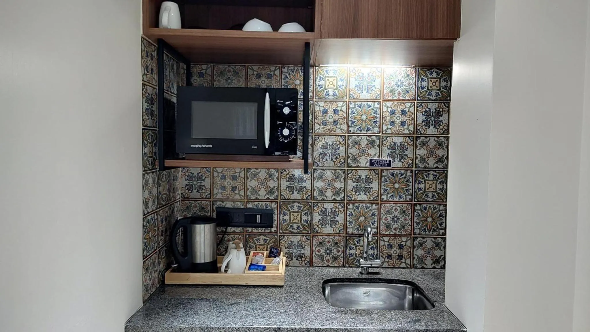 Coffee/tea facilities in Club Mahindra Assonora, Goa