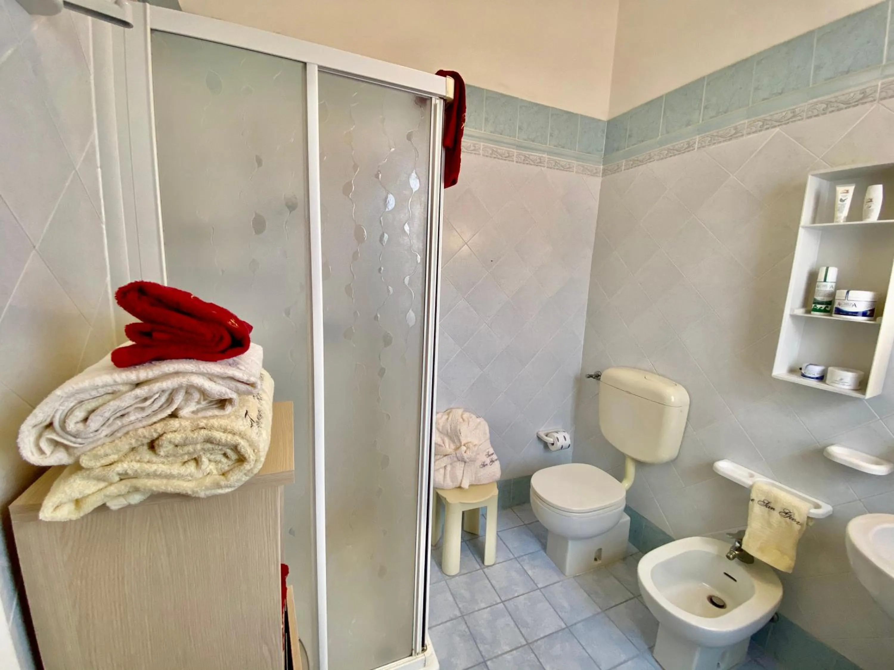 Bathroom in RESIDENCE TERME ISOLA D'ELBA SRL