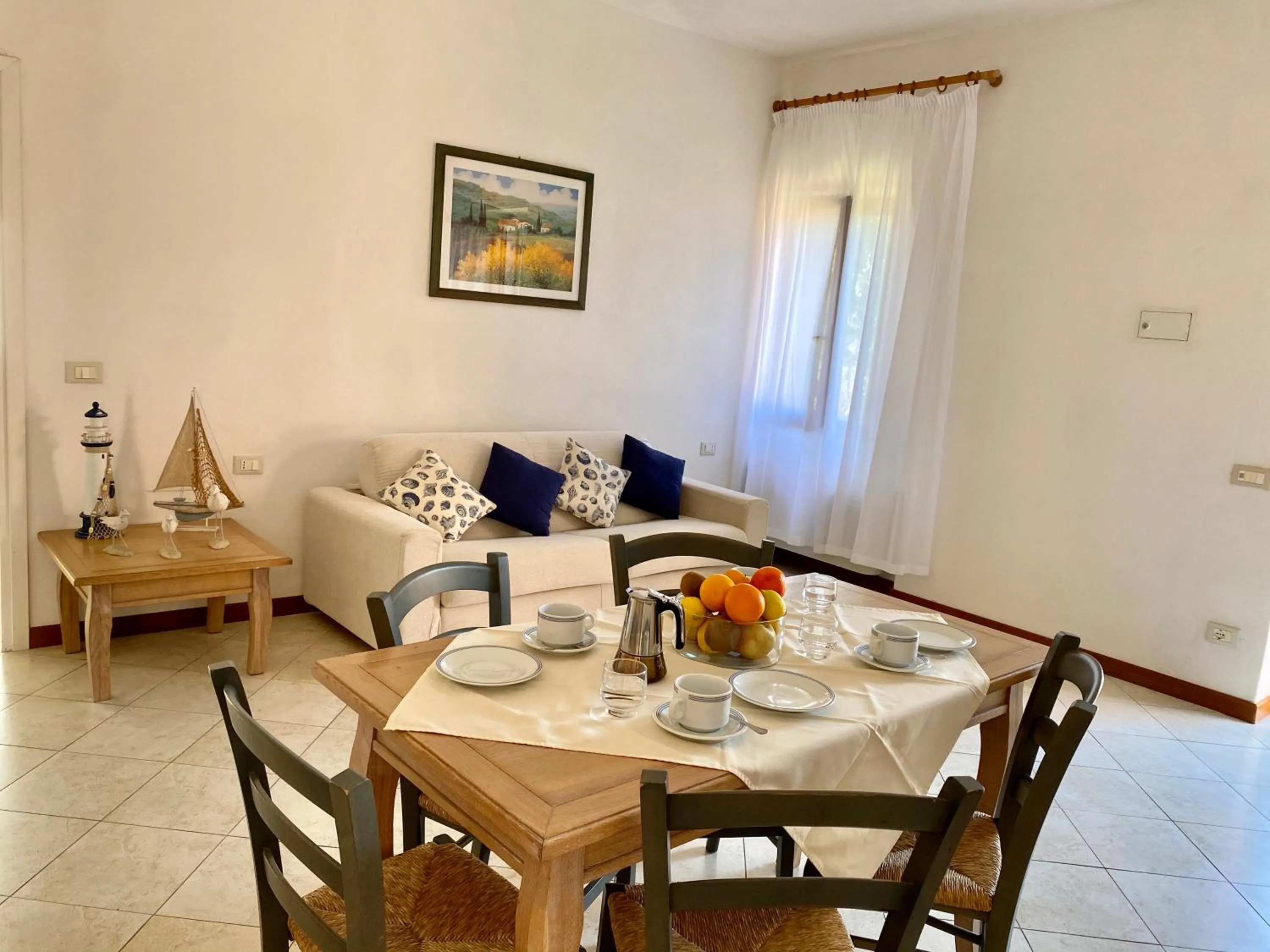 Dining area in RESIDENCE TERME ISOLA D'ELBA SRL