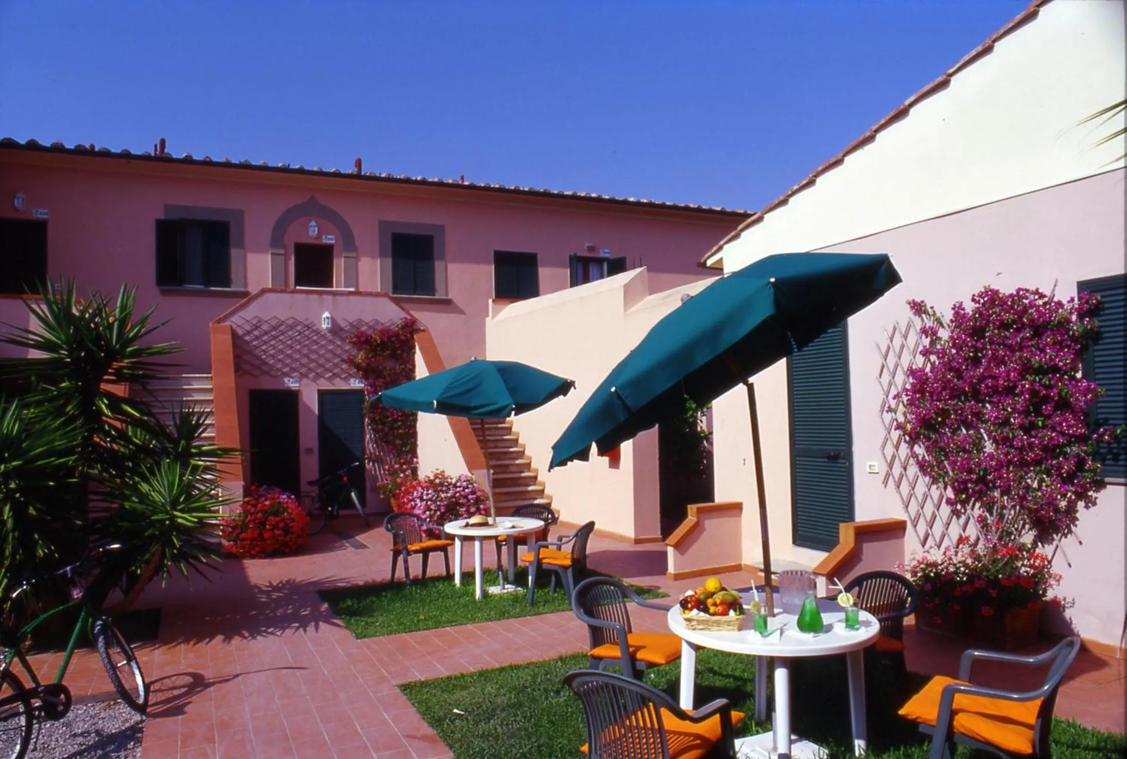 Property building in RESIDENCE TERME ISOLA D'ELBA SRL