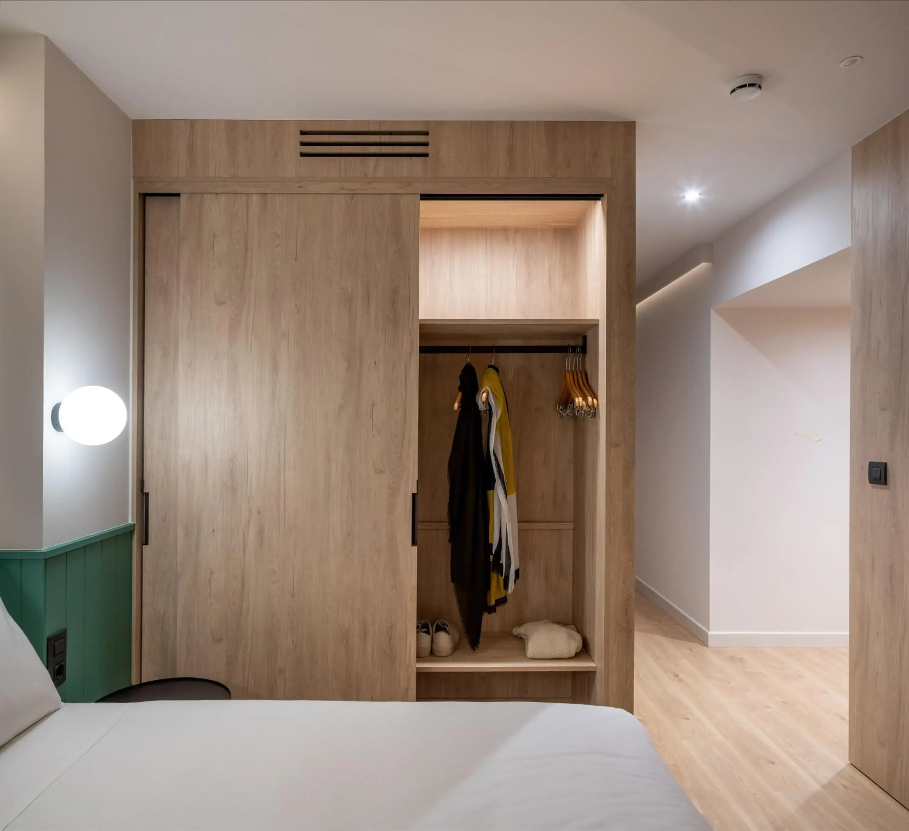 Bed in Apartamentos Líbere Bilbao Museo Bed in Apartamentos Líbere Bilbao Museo