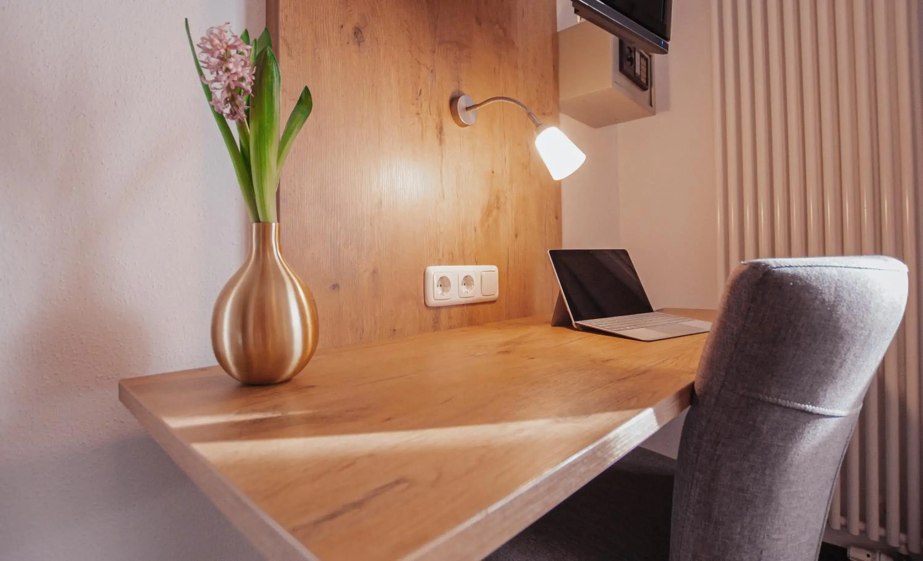 Double Room in Hotel am Hachinger Bach by Blattl Double Room in Hotel am Hachinger Bach by Blattl