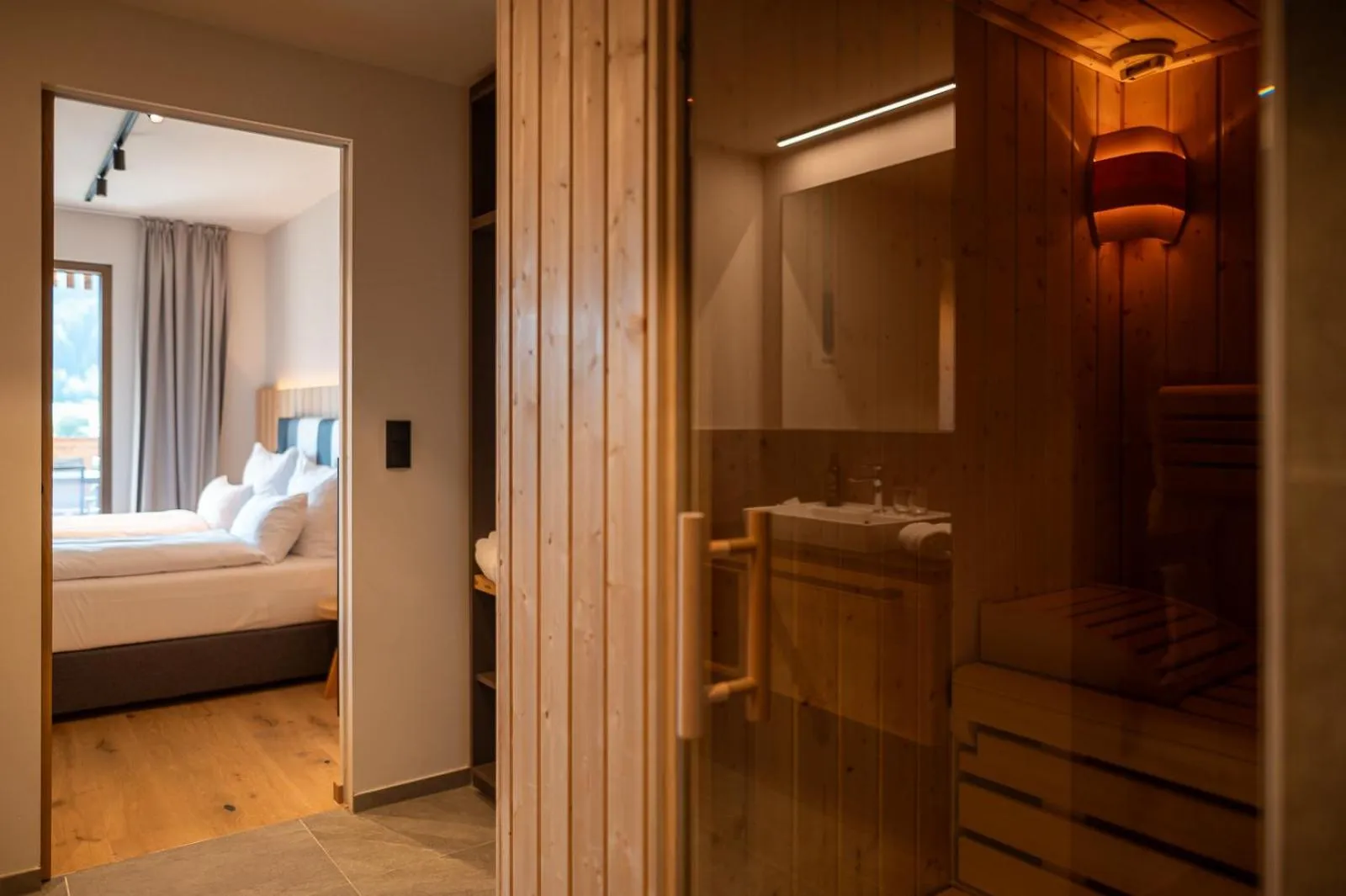 Bathroom, Bed in ADEA Lifestyle Suites Fieberbrunn