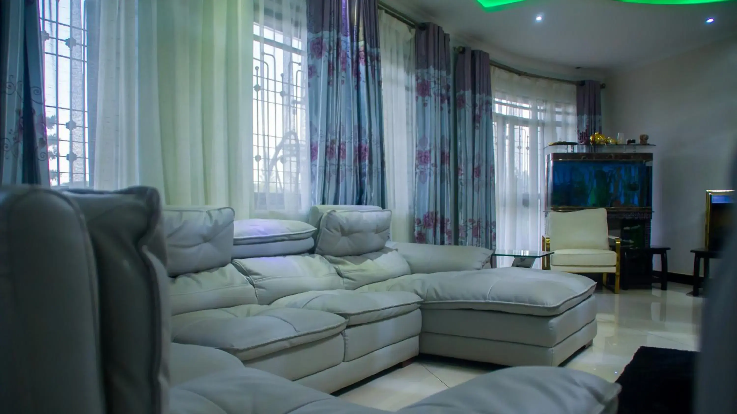 Lobby or reception in Bona Safari Villa Bunamwaya Lobby or reception in Bona Safari Villa Bunamwaya